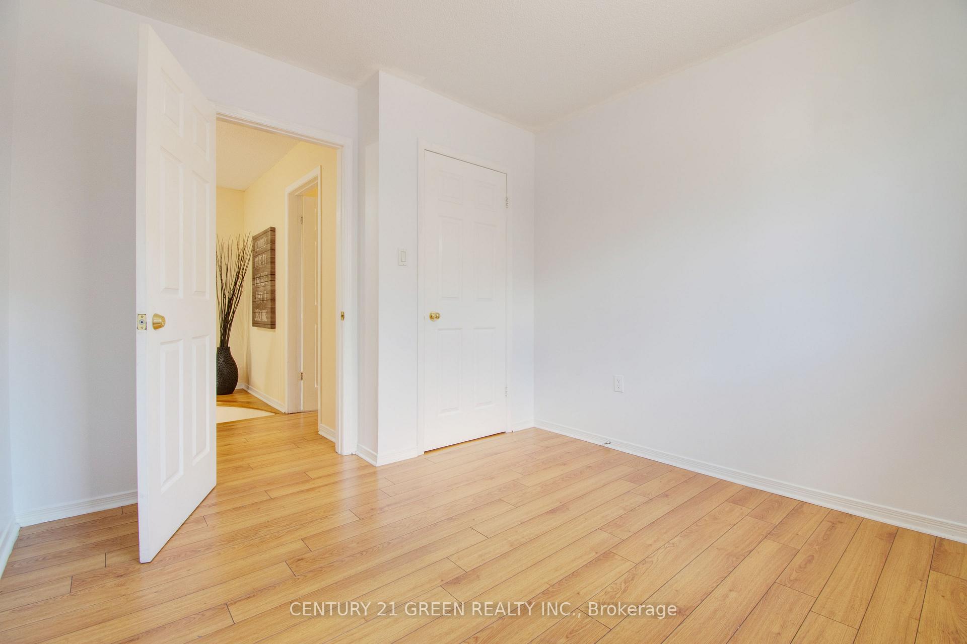 Photo 34 of 1 Candy Crescent, Brampton, Northwood Park — HOMEH