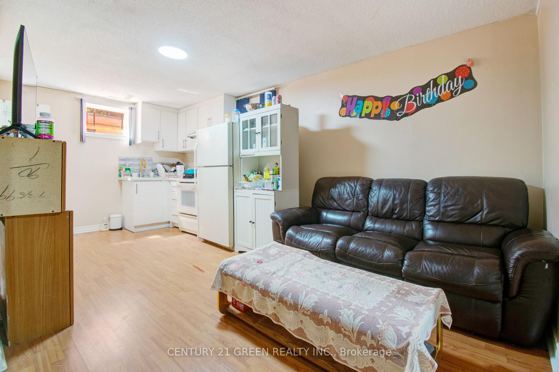 Photo 38 of 1 Candy Crescent, Brampton, Northwood Park — HOMEH