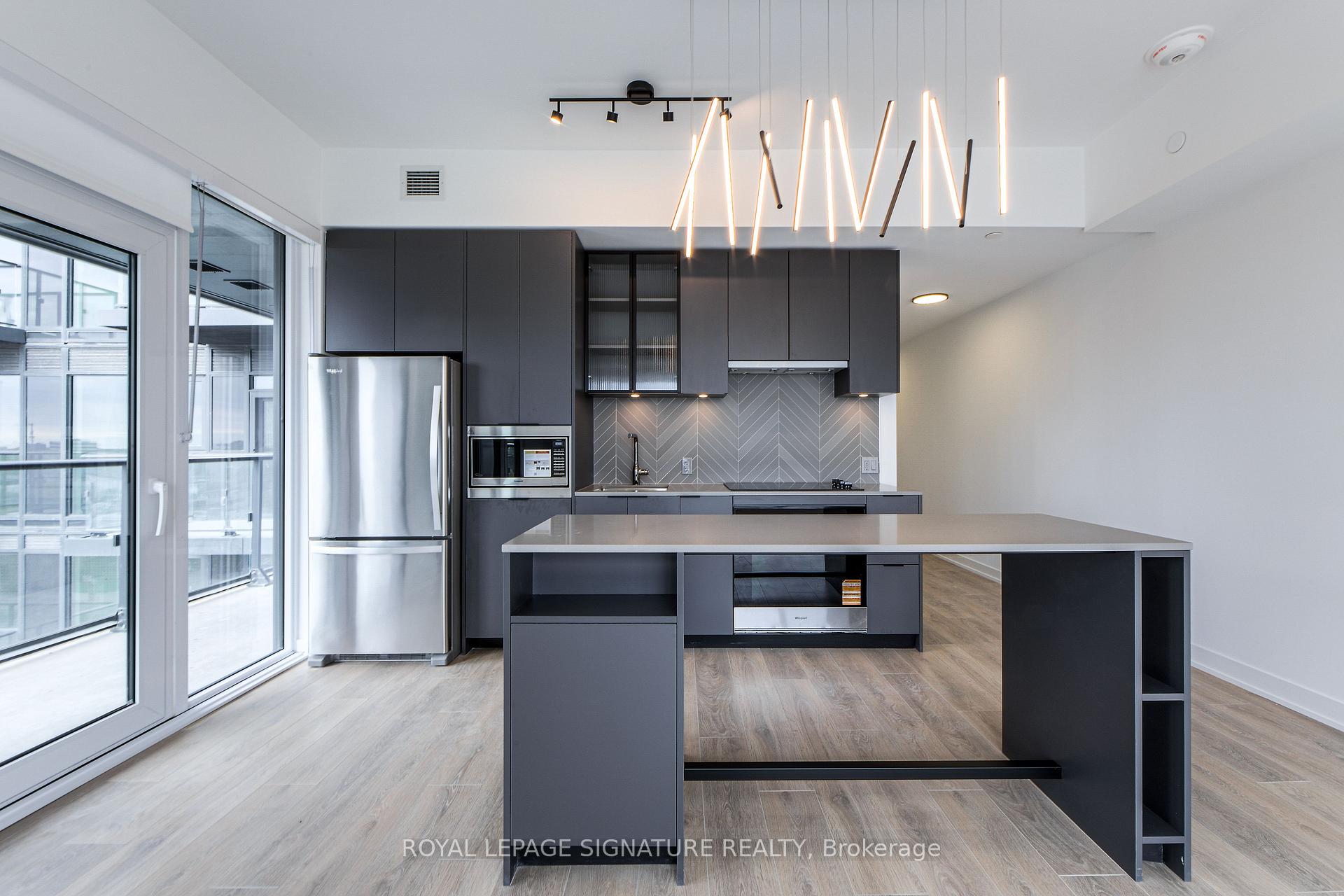 Photo 3 of Unit 505, 1037 The Queensway, Etobicoke, Islington-City Centre West — HOMEH