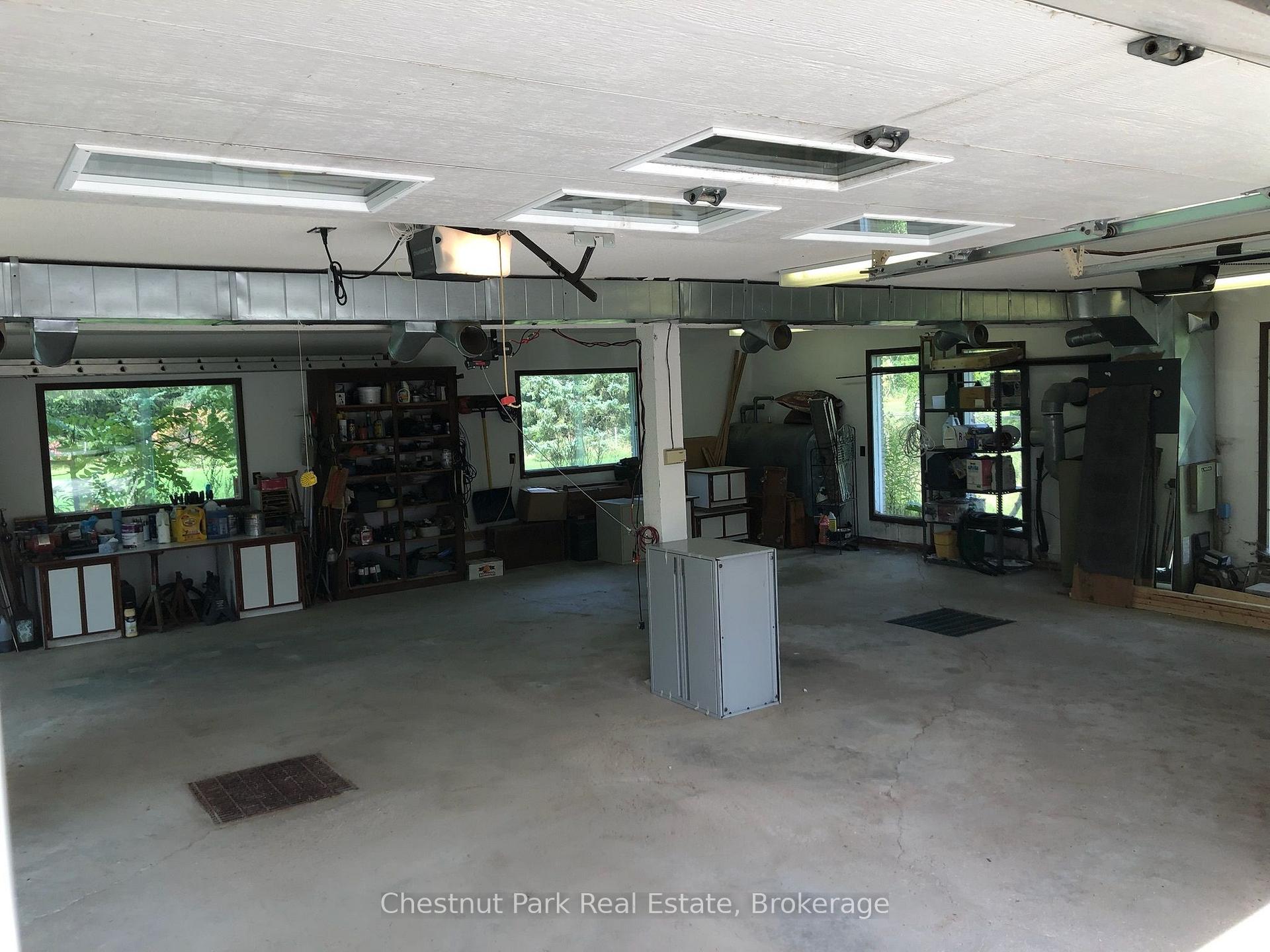 Photo 10 of 7802 36/37 Nottawasaga Side Road, Clearview, Rural Clearview — HOMEH