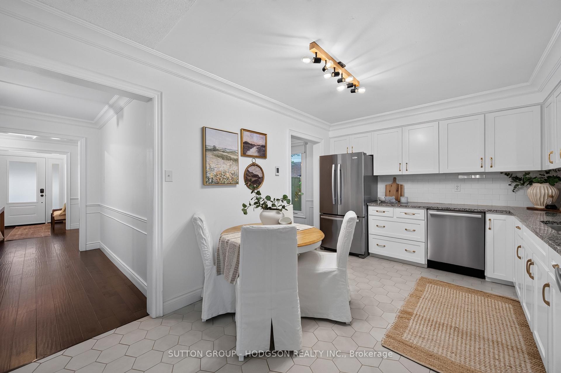 Photo 15 of 12 Spencer Crescent, London, North G — HOMEH