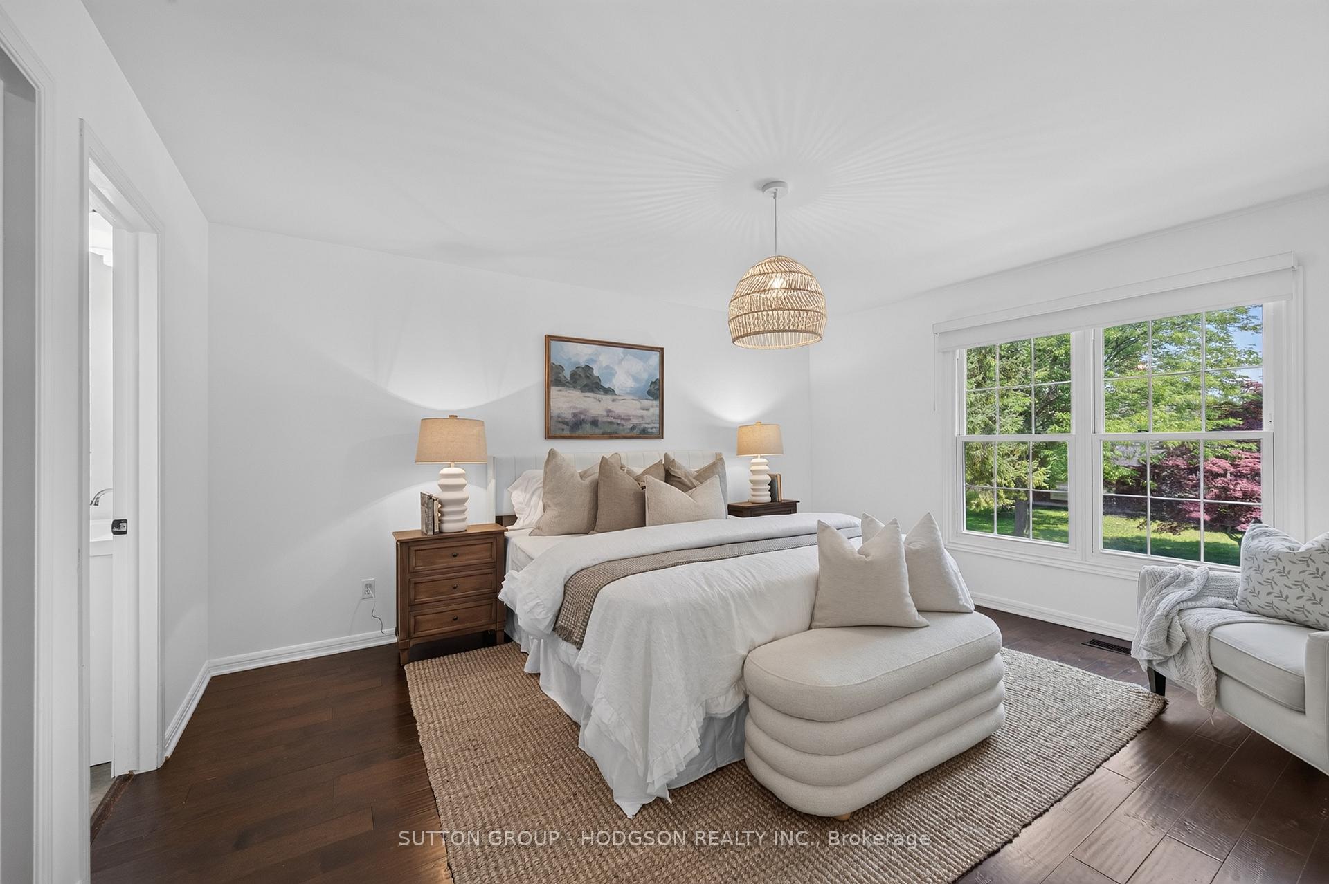 Photo 19 of 12 Spencer Crescent, London, North G — HOMEH