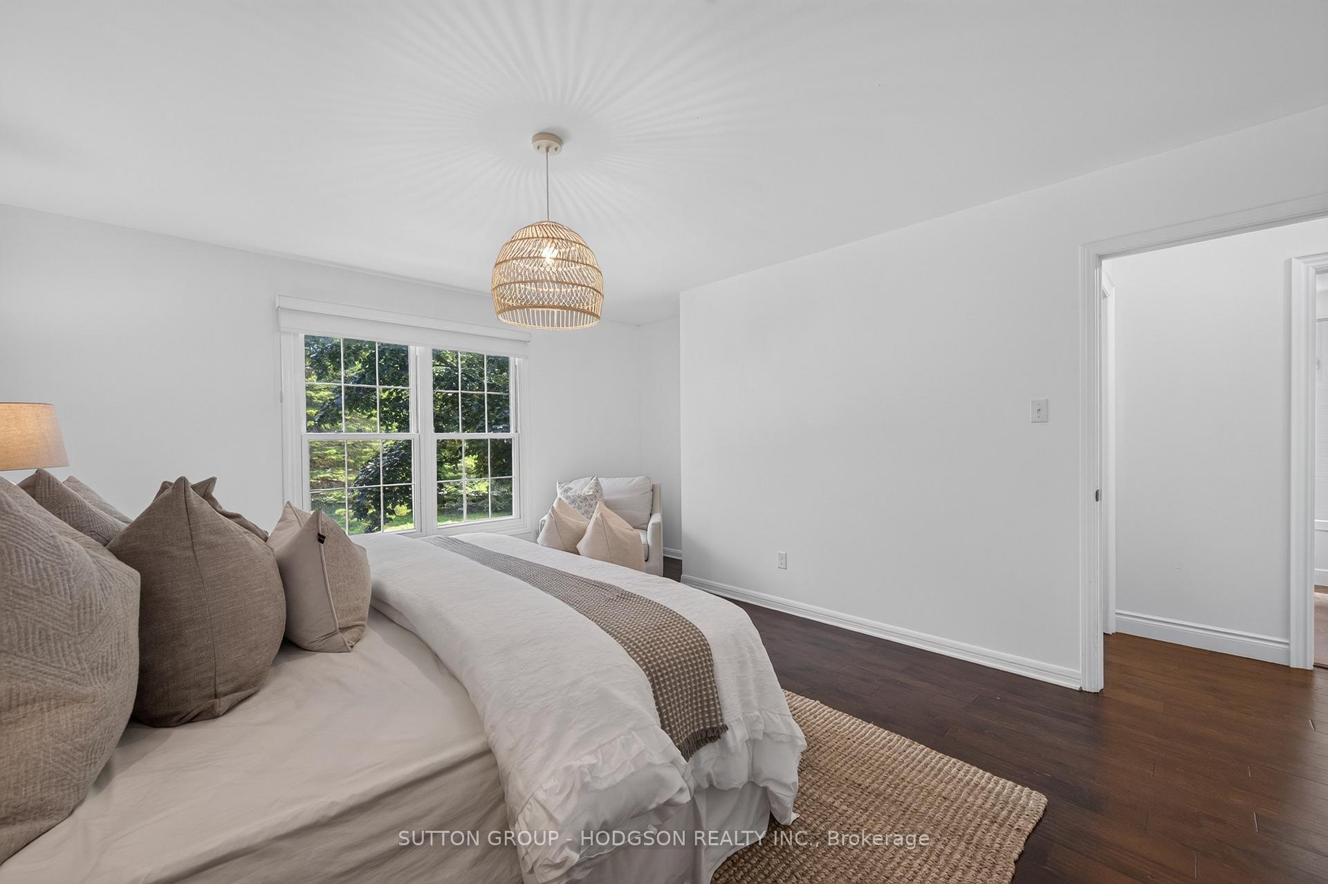 Photo 20 of 12 Spencer Crescent, London, North G — HOMEH
