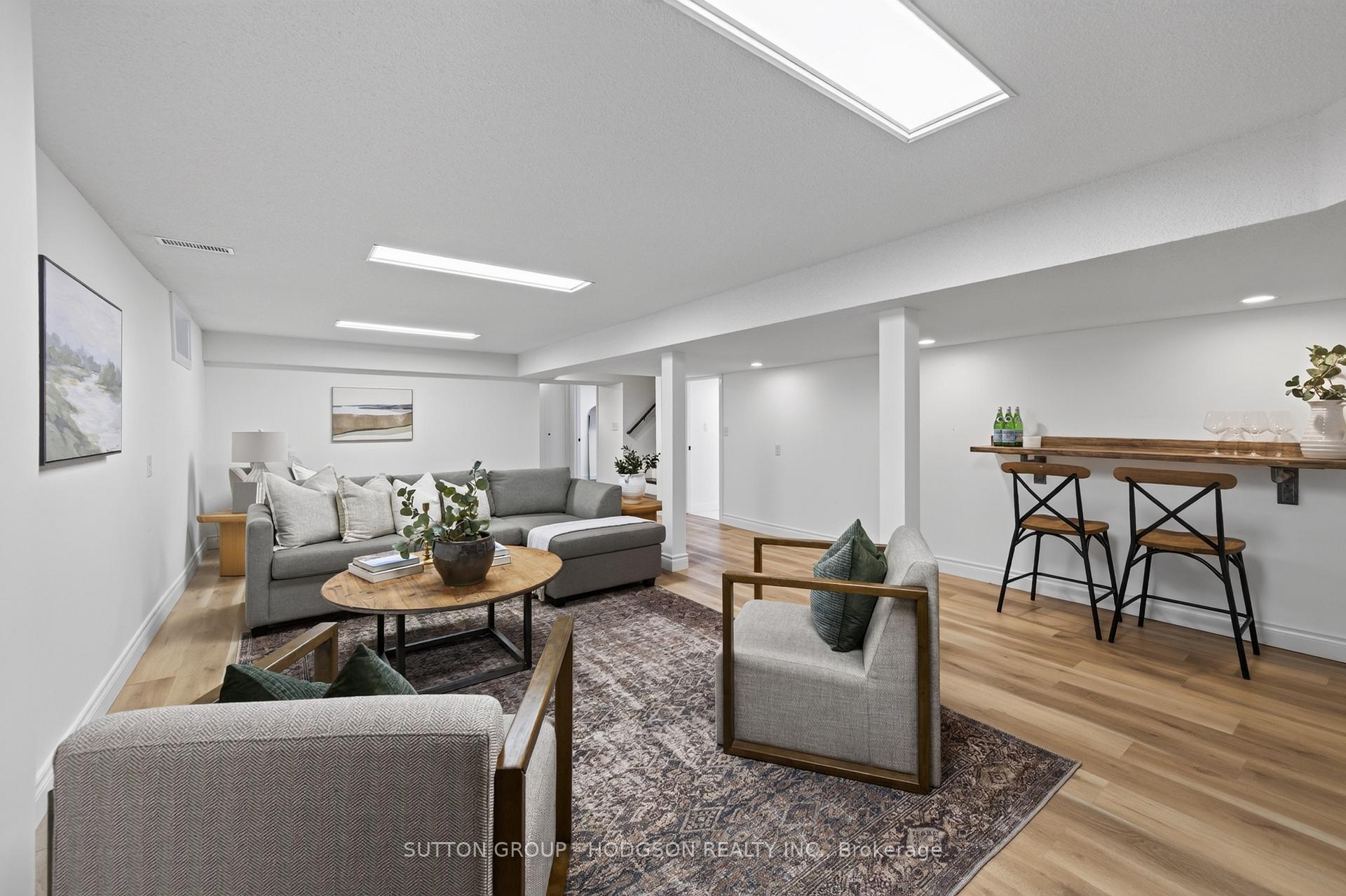 Photo 30 of 12 Spencer Crescent, London, North G — HOMEH