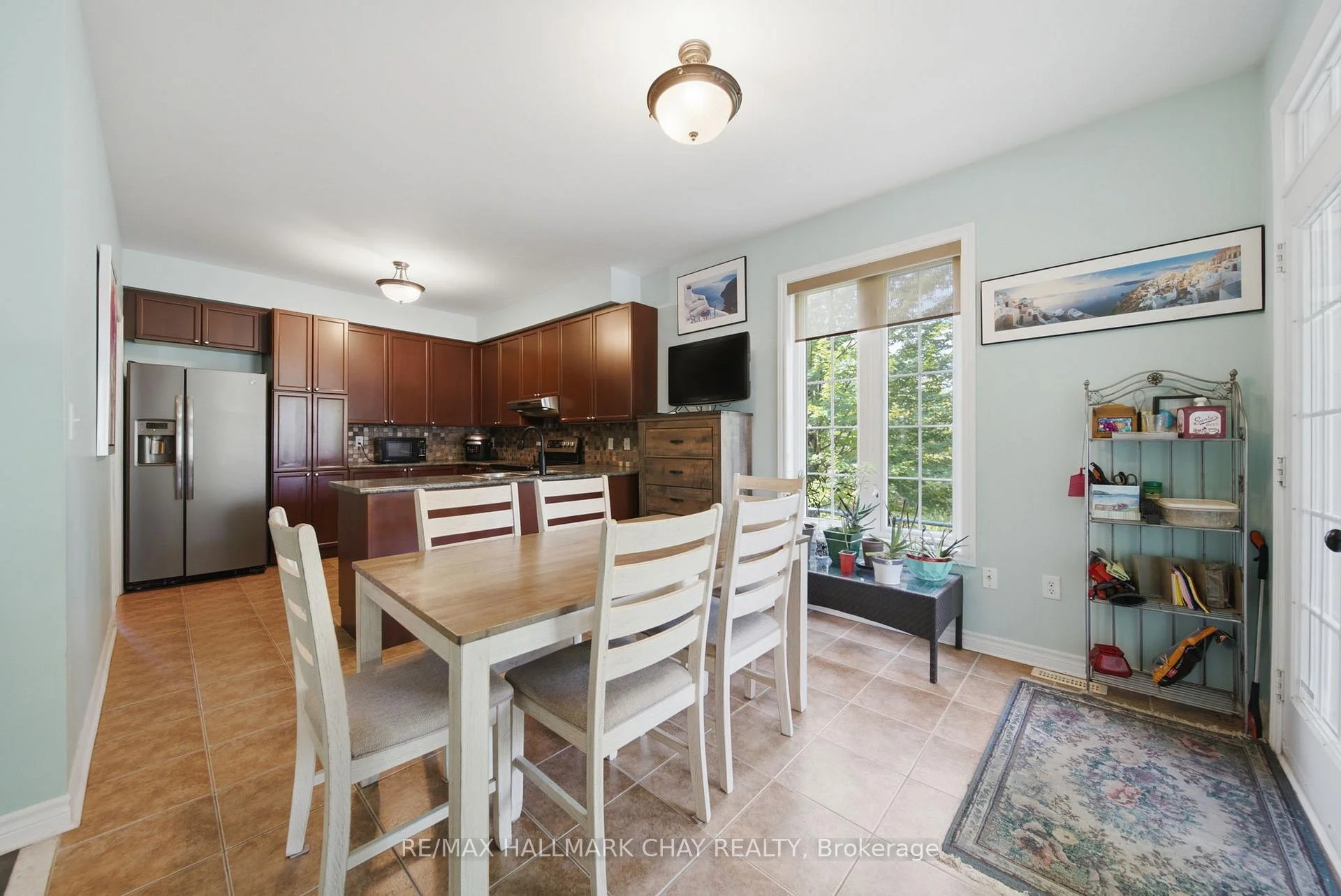 Photo 15 of 121 Prince William Way, Barrie, Innis-Shore — HOMEH
