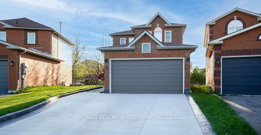 Photo 3 of Unit Main Floor, 90 Oke Road, Clarington, Courtice — HOMEH