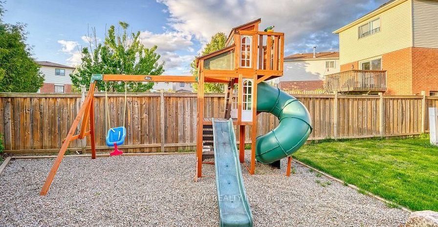 Photo 31 of Unit Main Floor, 90 Oke Road, Clarington, Courtice — HOMEH
