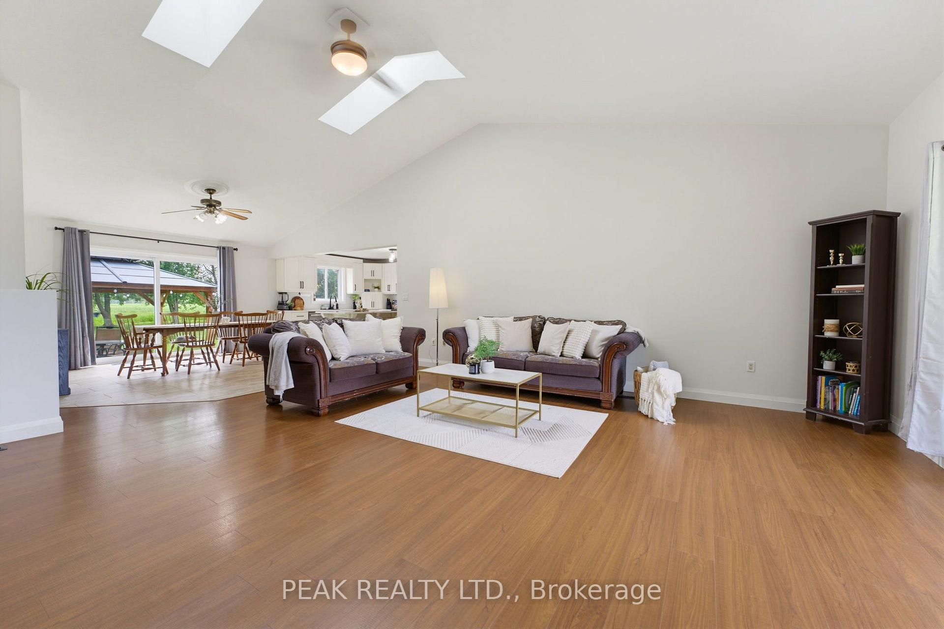 Photo 11 of 2218 Concession 12 Walpole, Haldimand — HOMEH