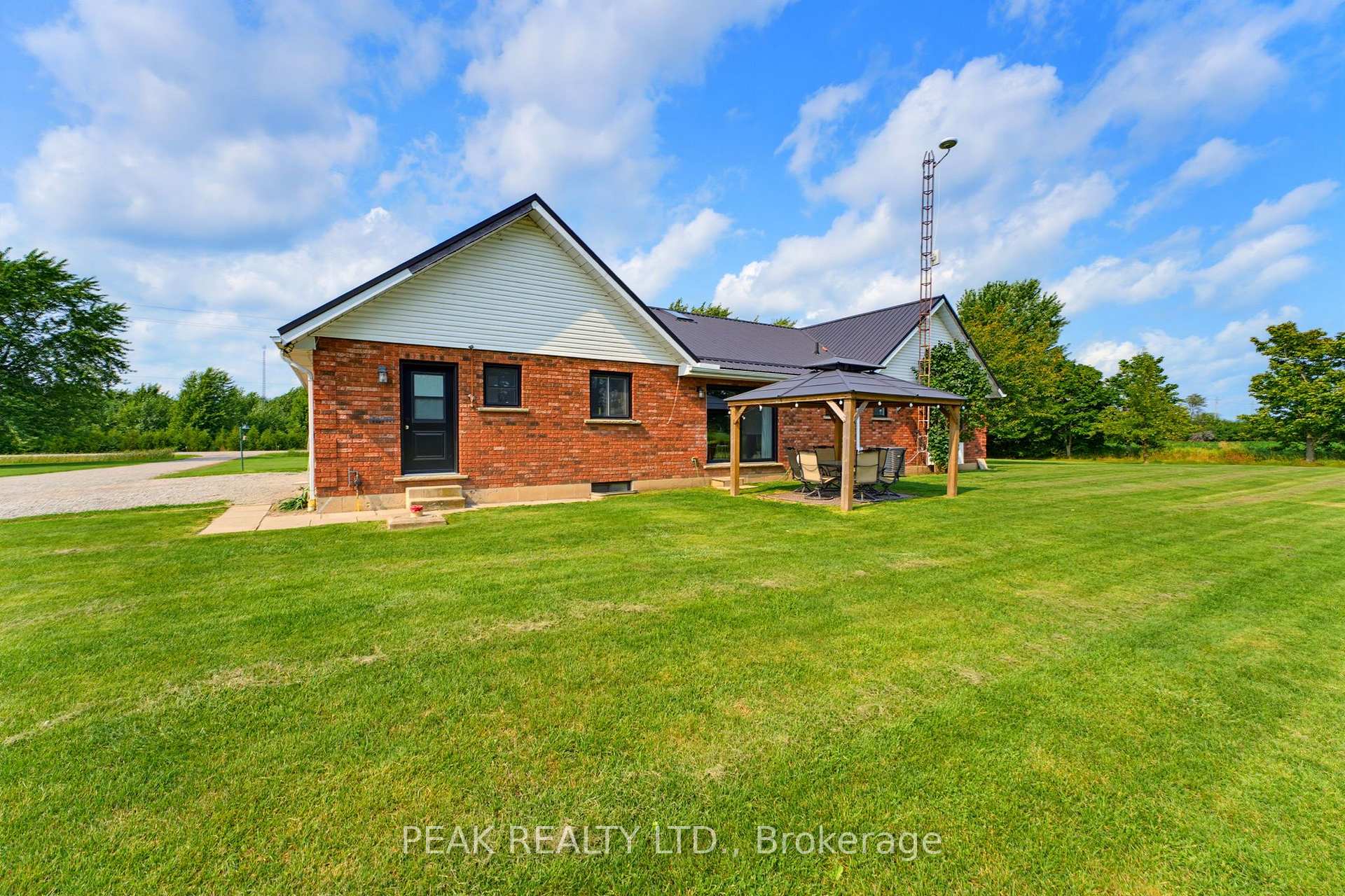Photo 40 of 2218 Concession 12 Walpole, Haldimand — HOMEH