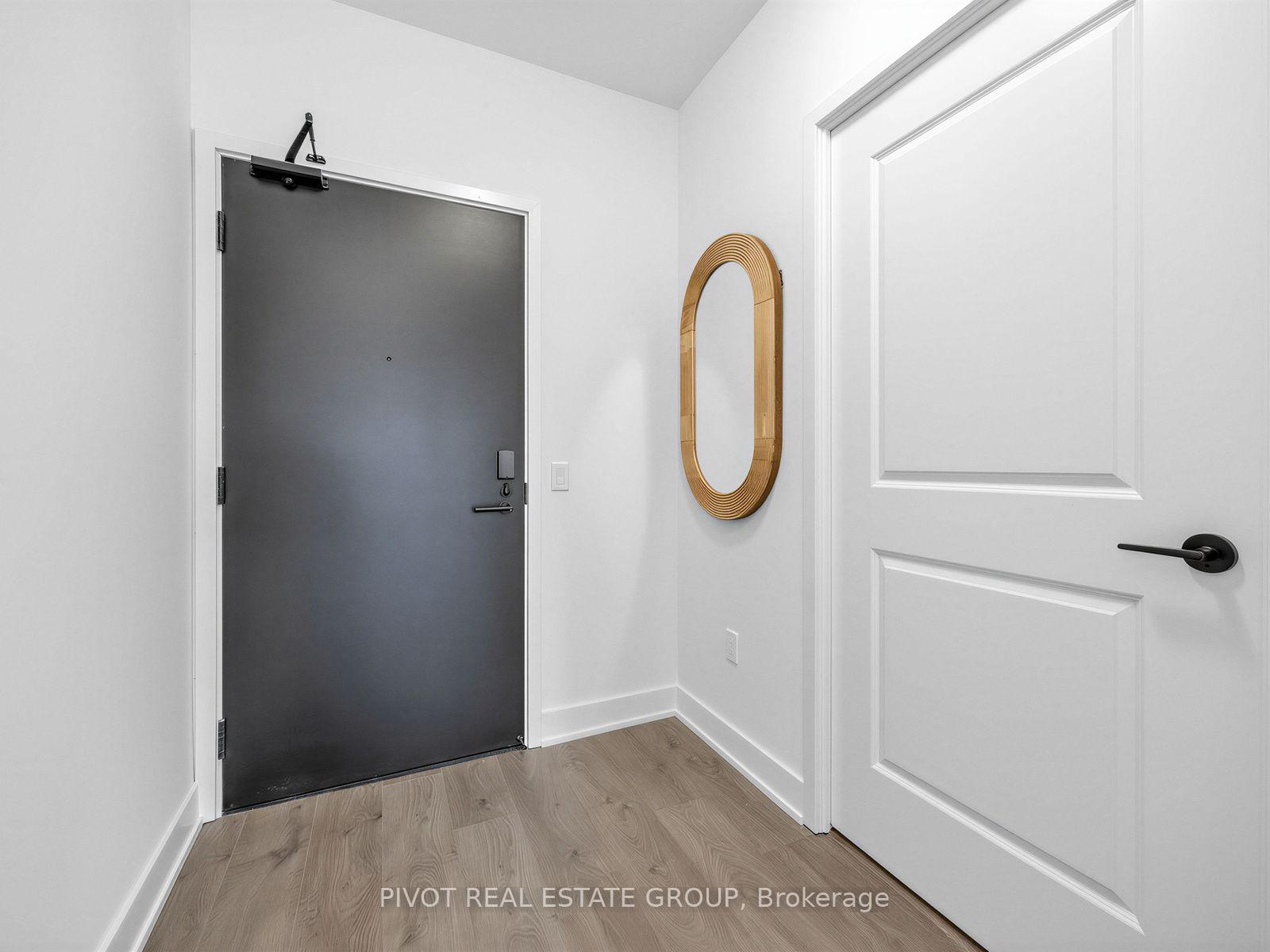 Photo 1 of Unit 802, 2333 Khalsa Gate, Oakville, Westmount — HOMEH