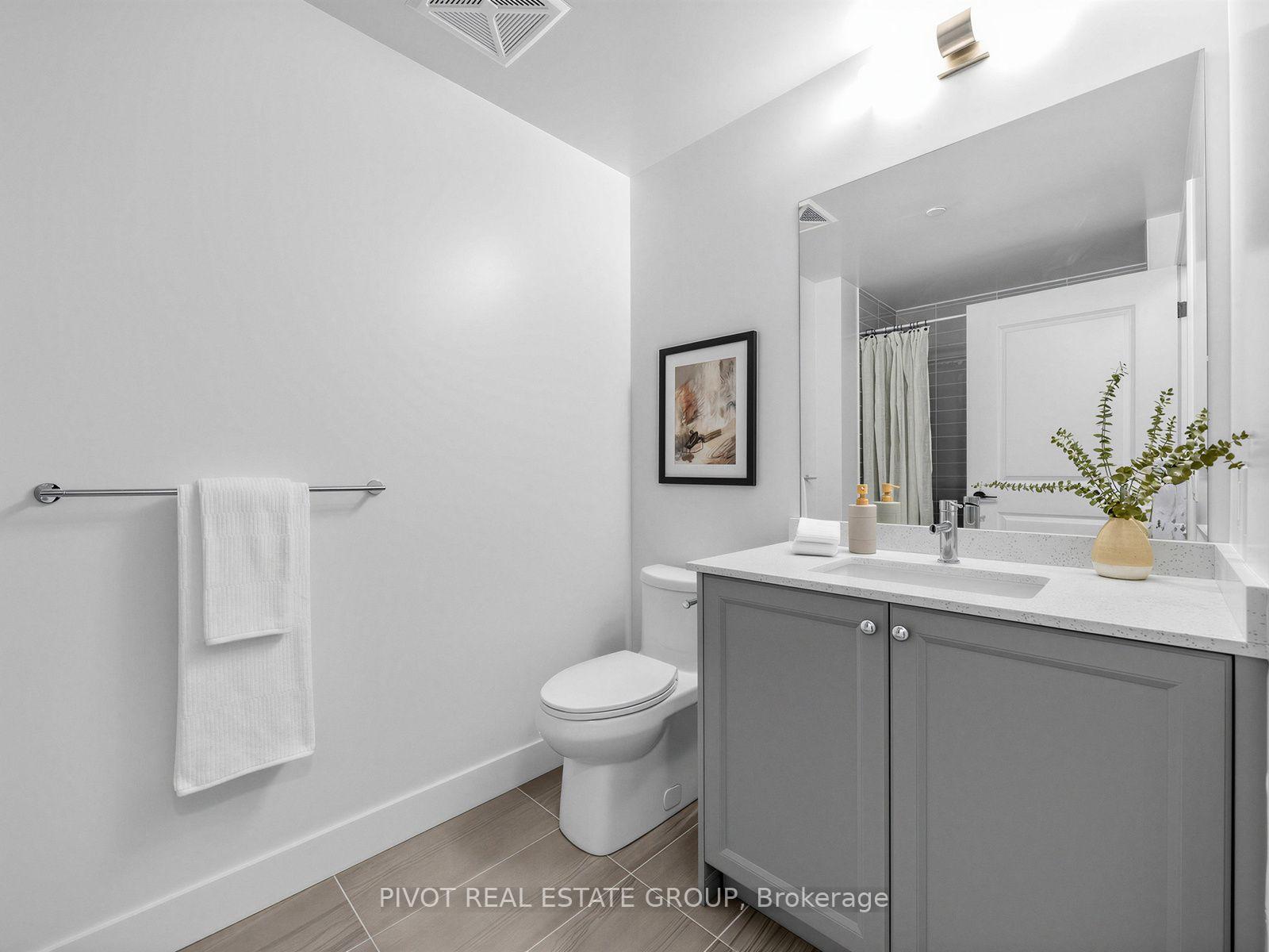 Photo 3 of Unit 802, 2333 Khalsa Gate, Oakville, Westmount — HOMEH