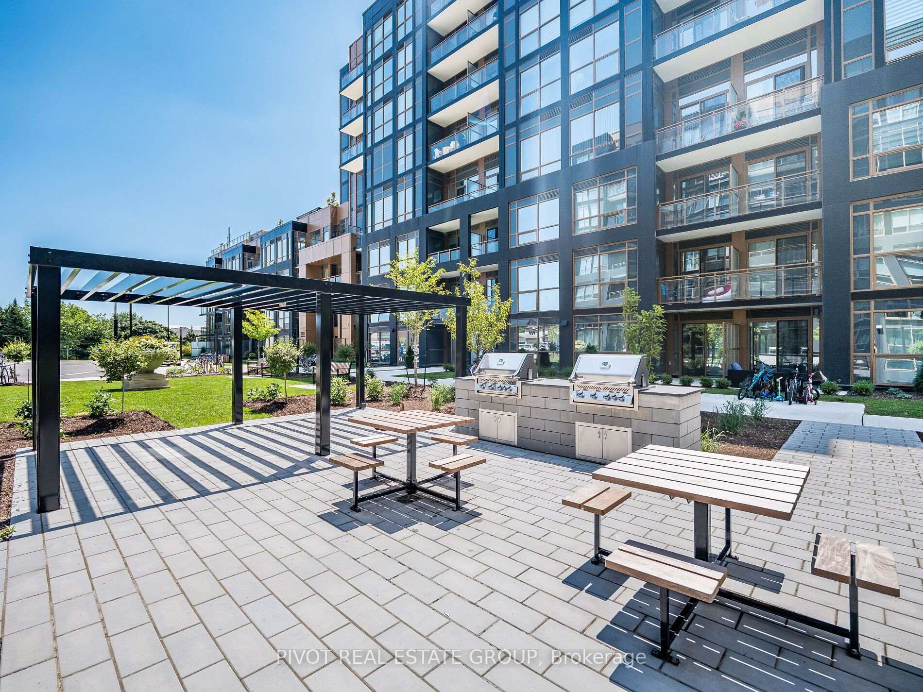 Photo 37 of Unit 802, 2333 Khalsa Gate, Oakville, Westmount — HOMEH