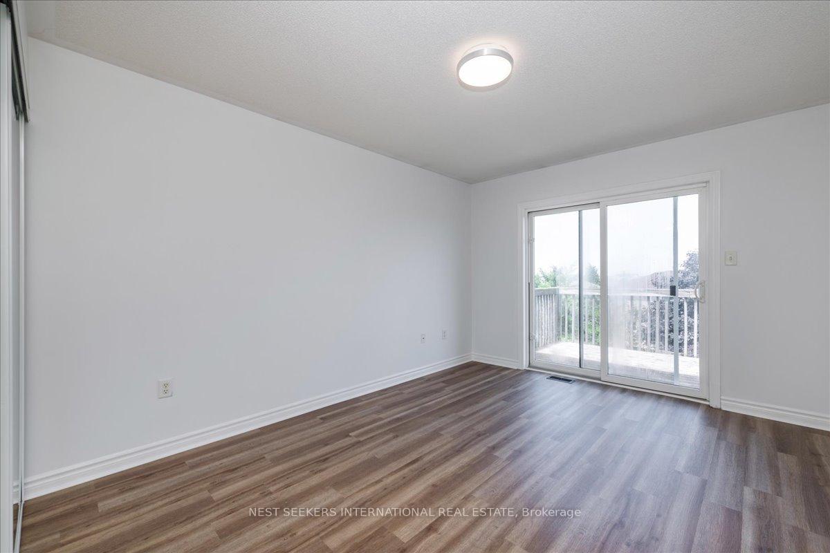 Photo 14 of Unit Upper Level, 116 Courtney Crescent, Barrie, Painswick South — HOMEH