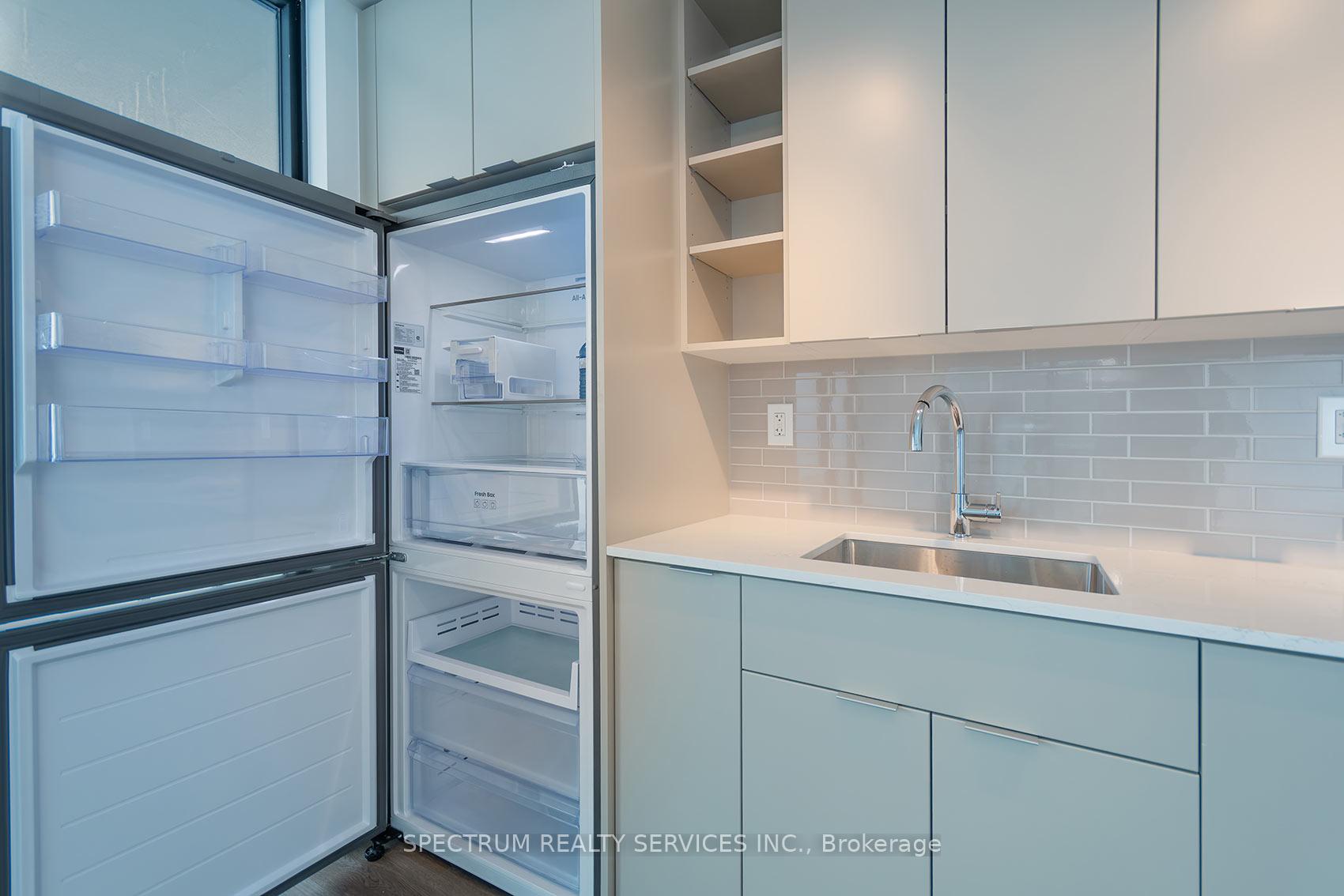 Photo 21 of Unit 2004, 2075 Lakeshore Road, Burlington, Brant — HOMEH