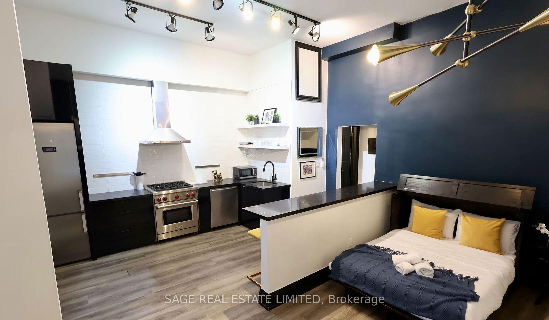 Photo 1 of Unit 2, 631 Queen Street W, Toronto, Waterfront Communities — HOMEH