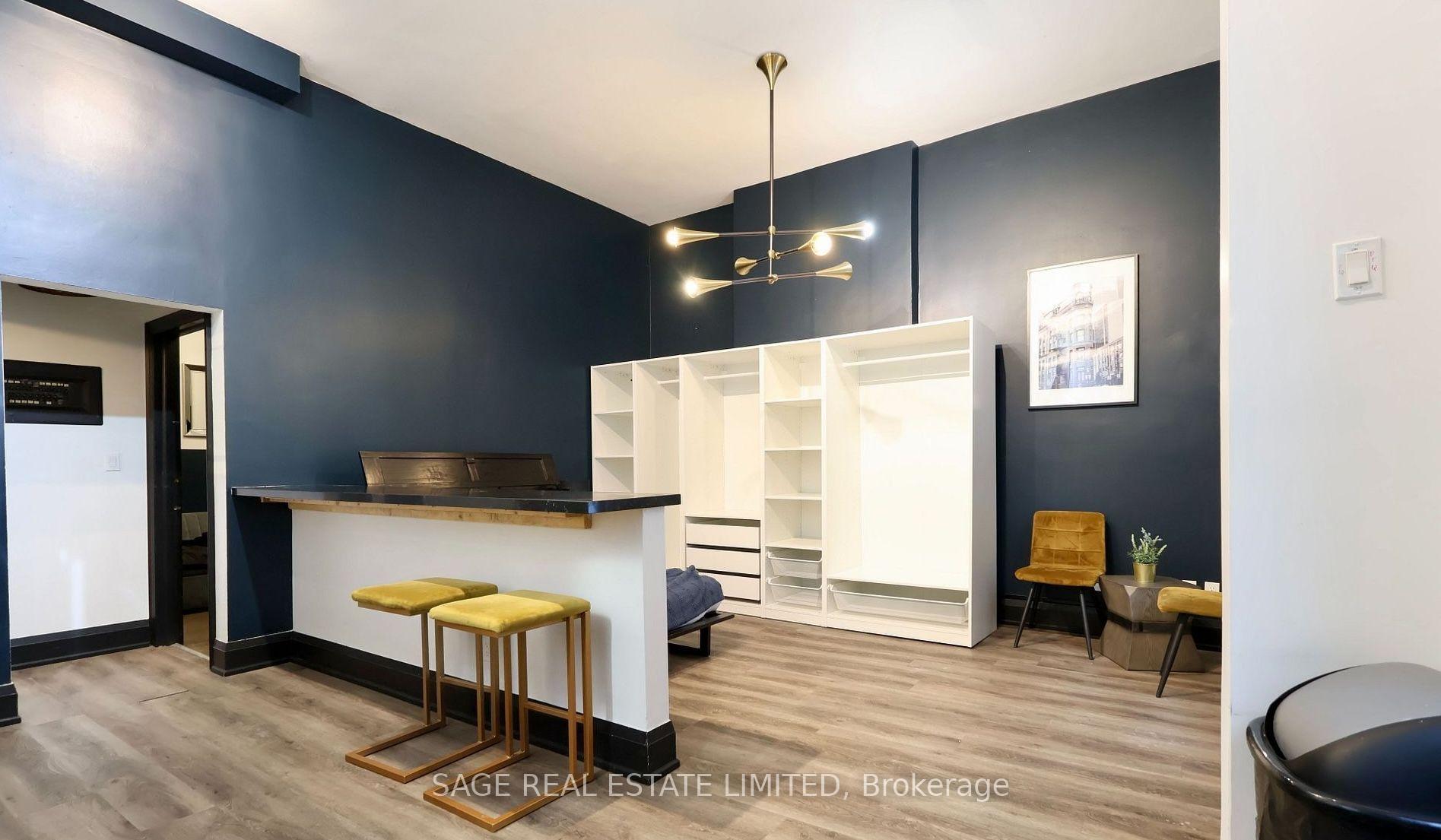 Photo 3 of Unit 2, 631 Queen Street W, Toronto, Waterfront Communities — HOMEH