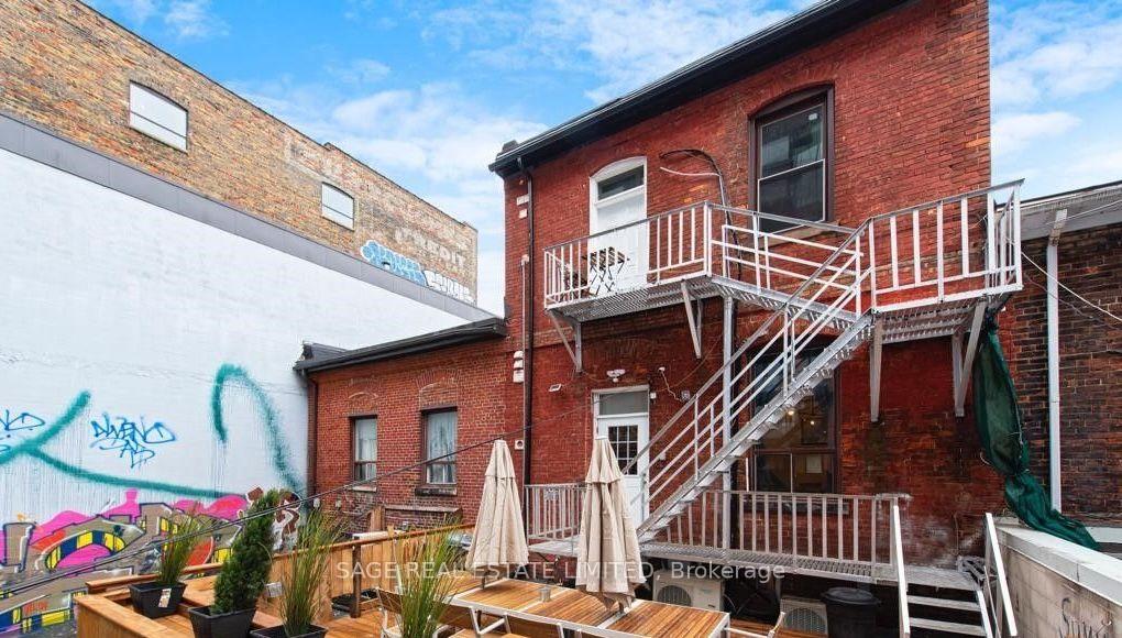 Photo 6 of Unit 2, 631 Queen Street W, Toronto, Waterfront Communities — HOMEH