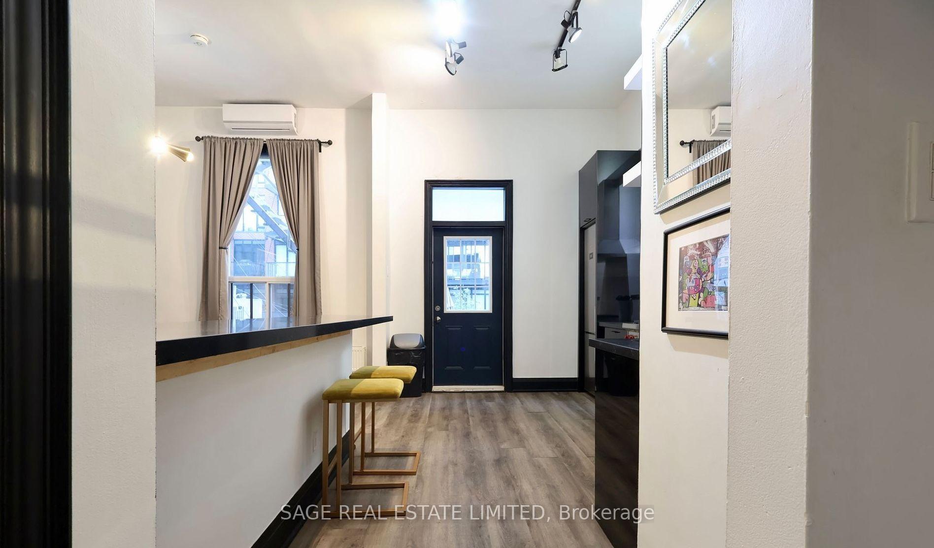 Photo 8 of Unit 2, 631 Queen Street W, Toronto, Waterfront Communities — HOMEH