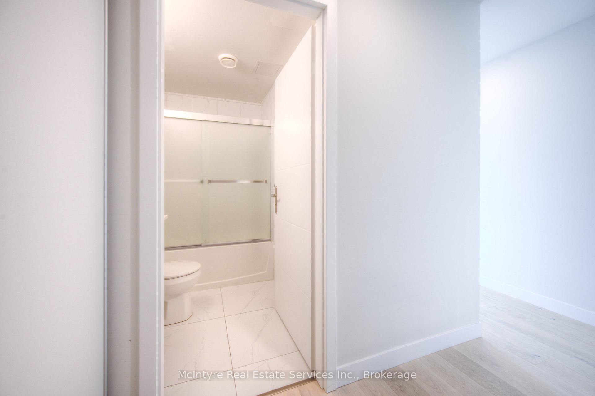 Photo 4 of Unit 2209, 60 Frederick Street, Kitchener, Civic Centre — HOMEH