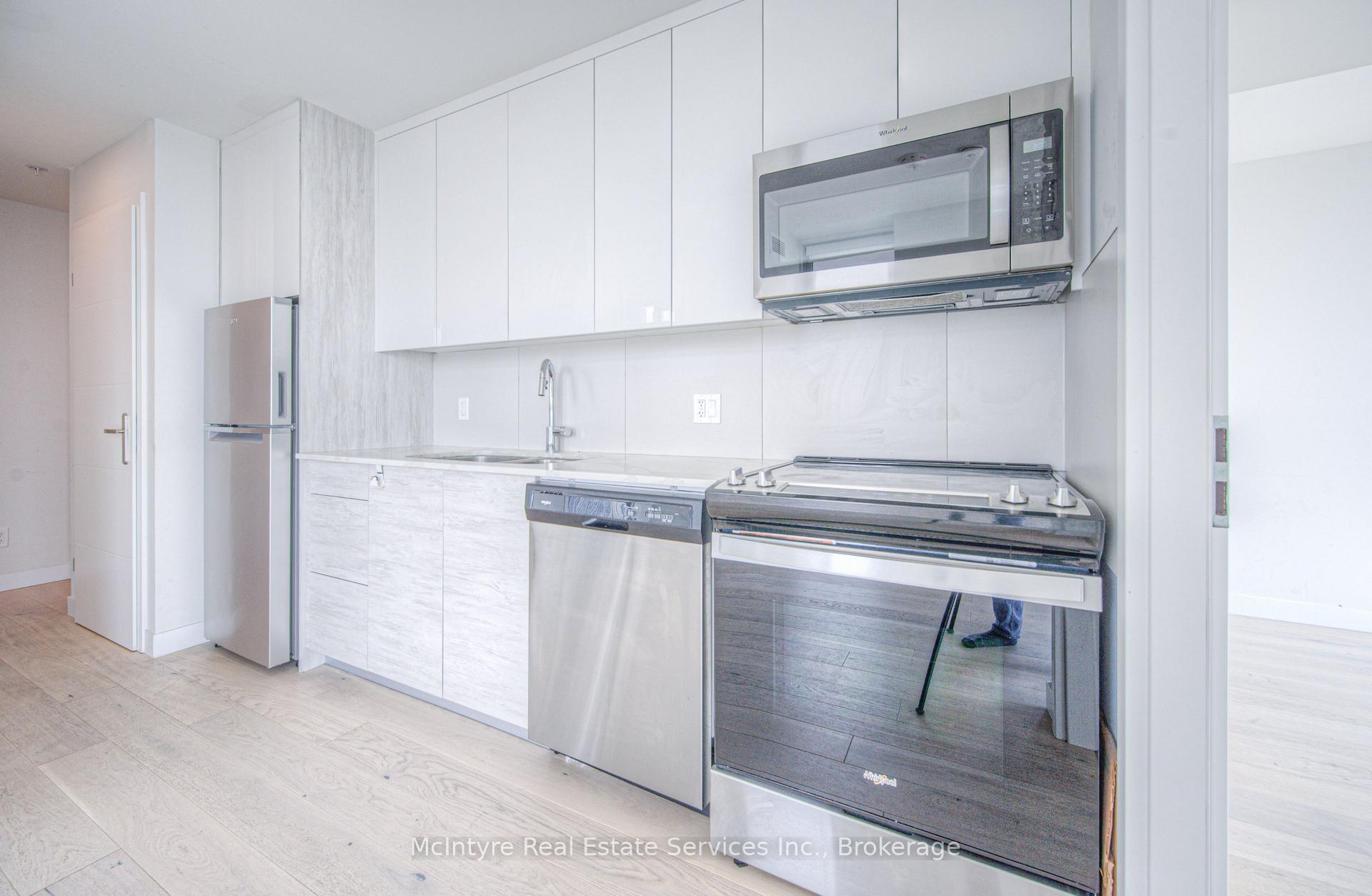 Photo 8 of Unit 2209, 60 Frederick Street, Kitchener, Civic Centre — HOMEH
