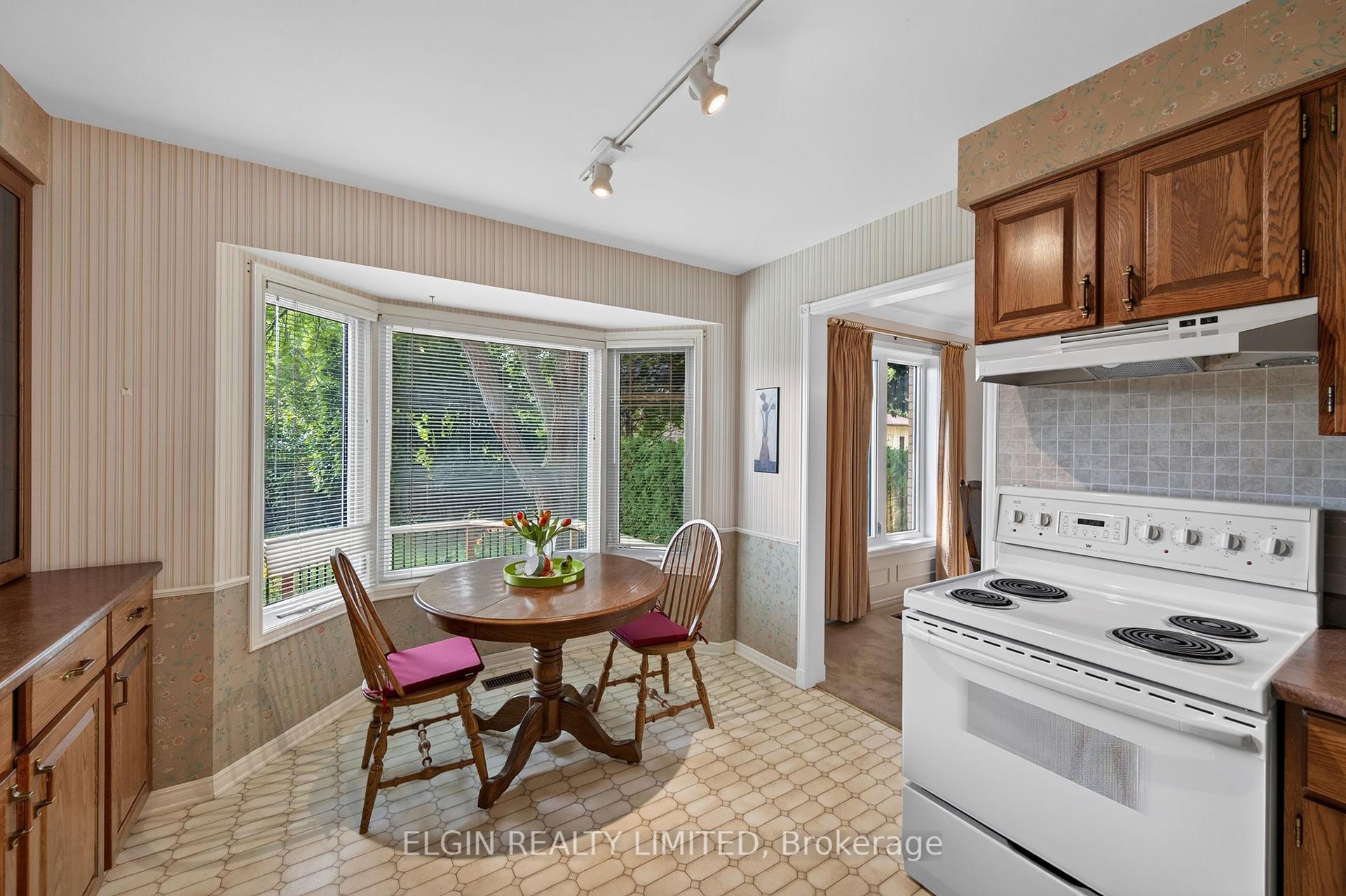Photo 21 of 16 Massey Drive, St. Thomas — HOMEH