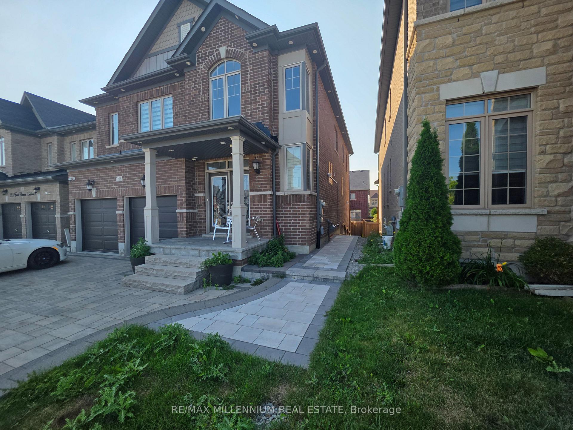 Photo 2 of Unit Lower Level, 253 East's Corners (Basement) Boulevard, Vaughan, Kleinburg — HOMEH