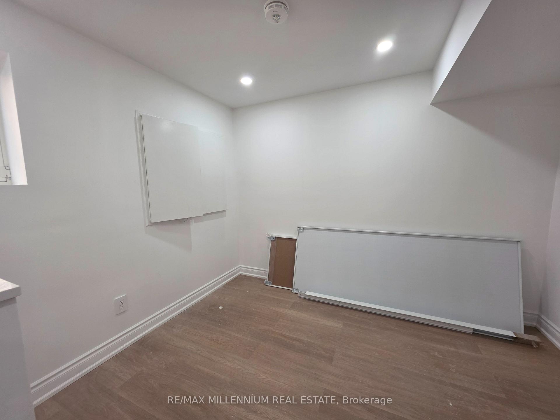 Photo 25 of Unit Lower Level, 253 East's Corners (Basement) Boulevard, Vaughan, Kleinburg — HOMEH