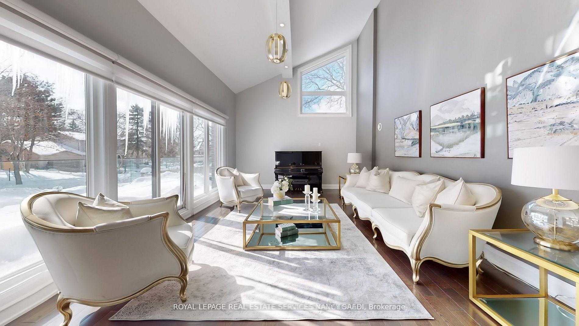 Photo 13 of 136 Denlow Boulevard, North York, Banbury-Don Mills — HOMEH
