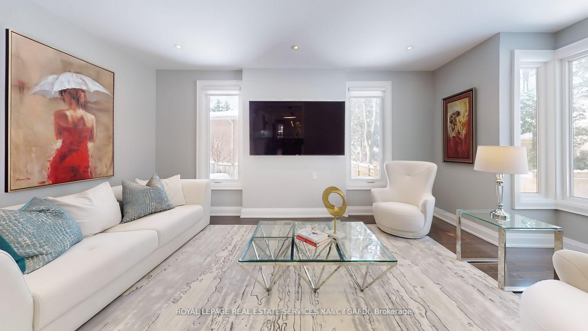 Photo 15 of 136 Denlow Boulevard, North York, Banbury-Don Mills — HOMEH