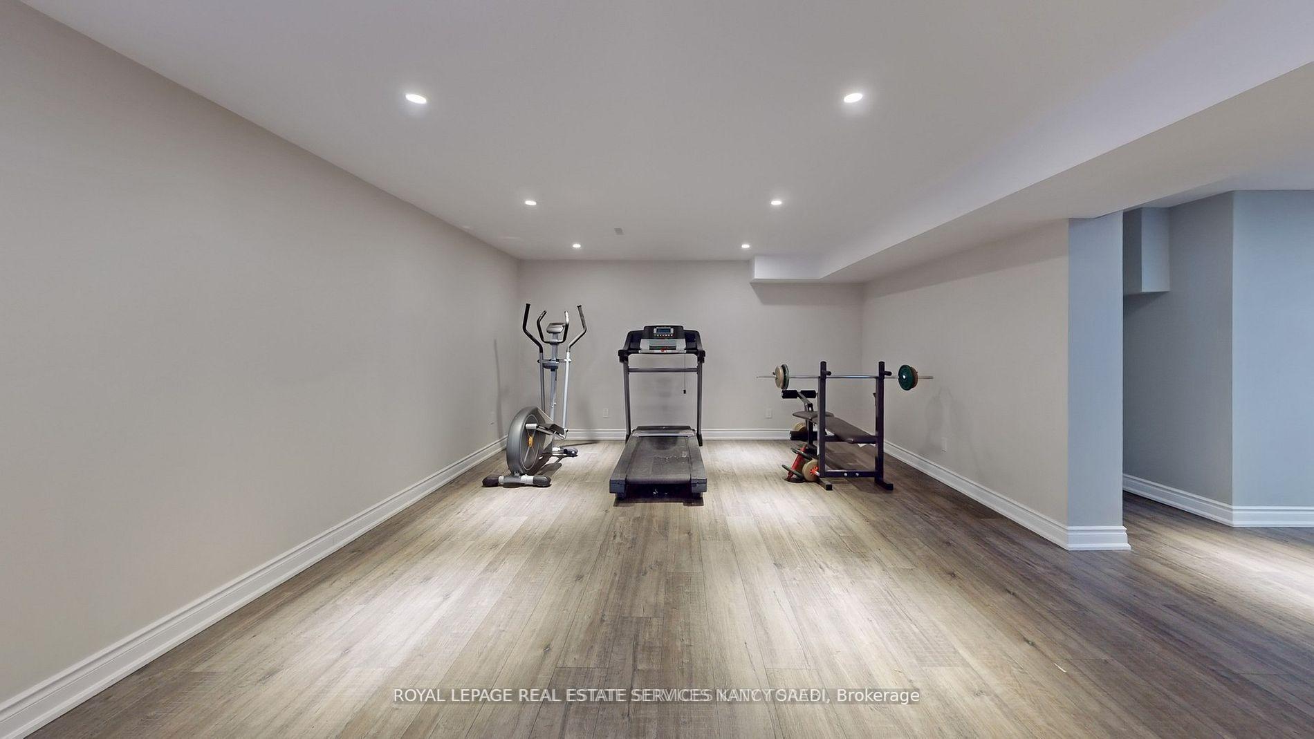 Photo 57 of 136 Denlow Boulevard, North York, Banbury-Don Mills — HOMEH
