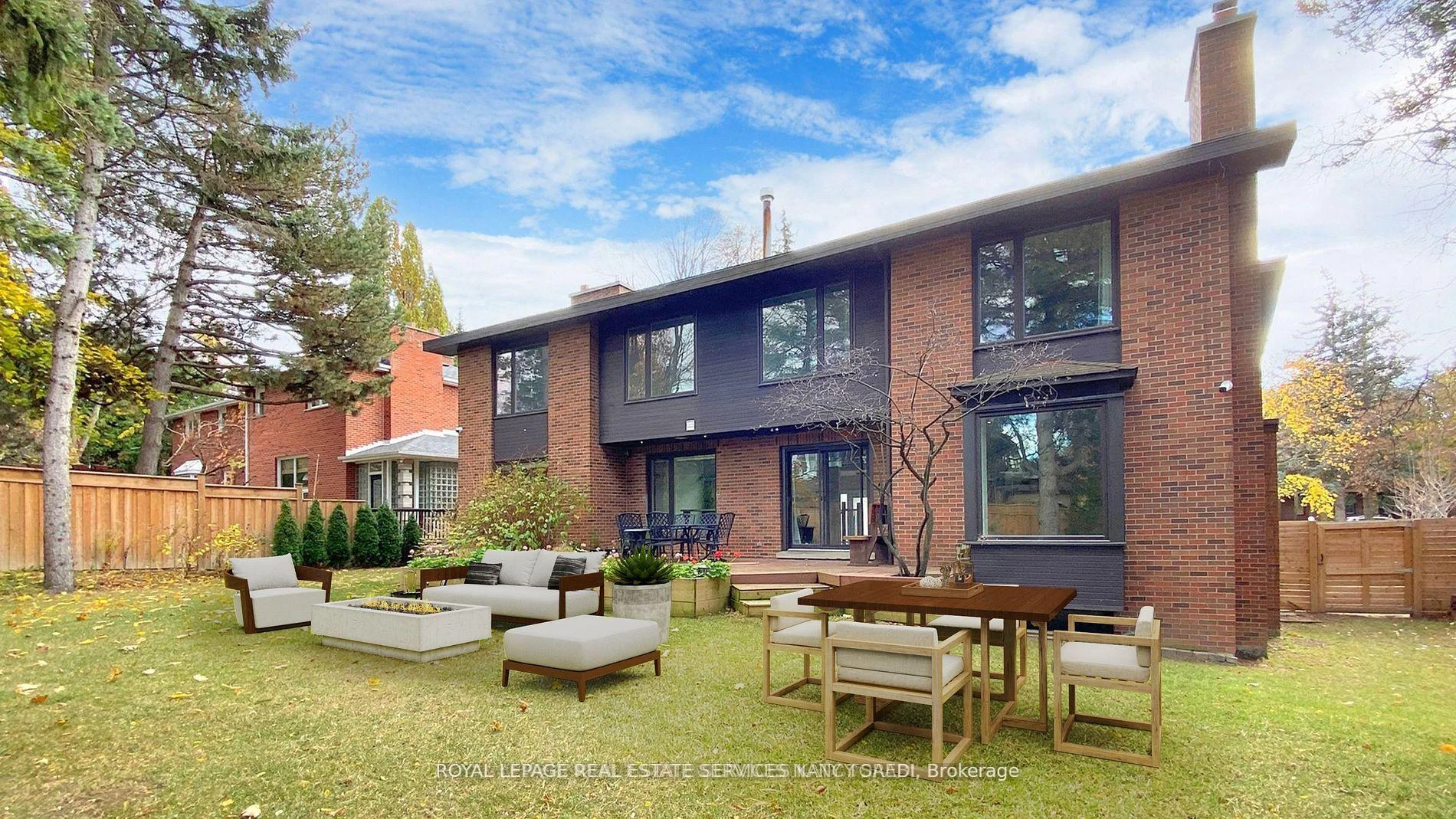 Photo 14 of 136 Denlow Boulevard, North York, Banbury-Don Mills — HOMEH