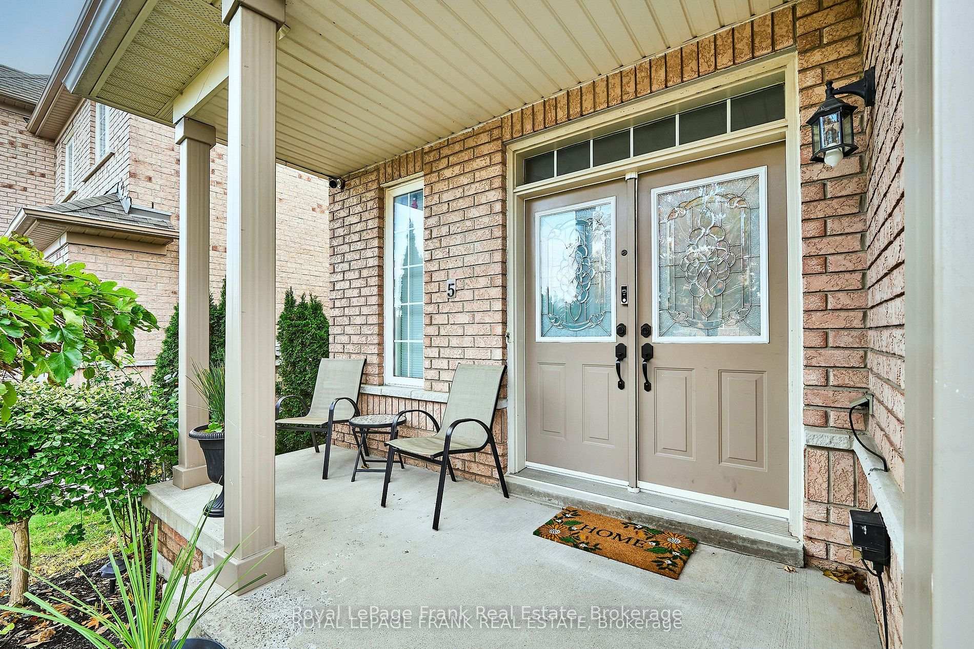 Photo 2 of 5 Partner Drive, Clarington, Courtice — HOMEH