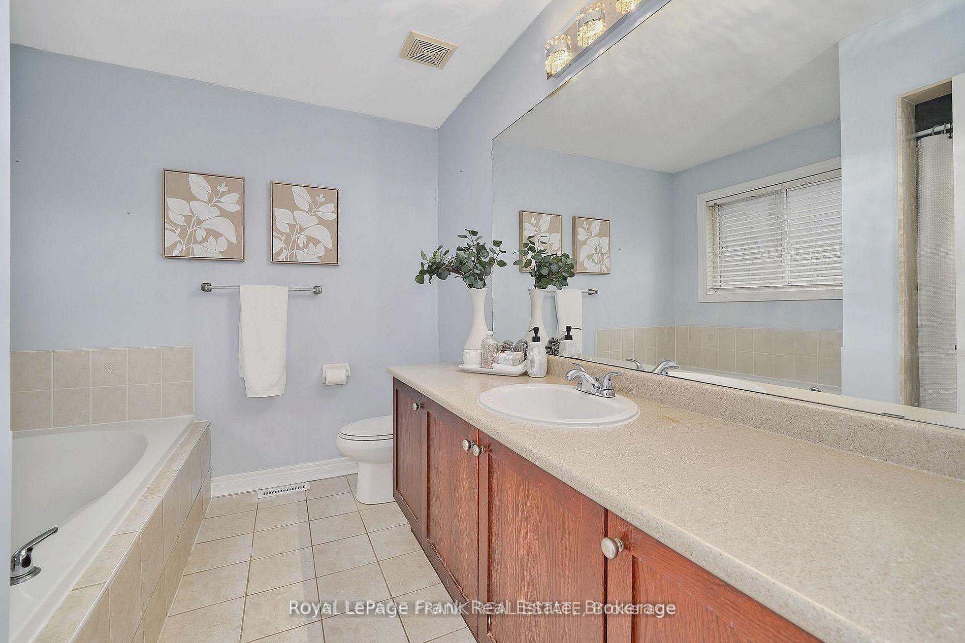 Photo 19 of 5 Partner Drive, Clarington, Courtice — HOMEH