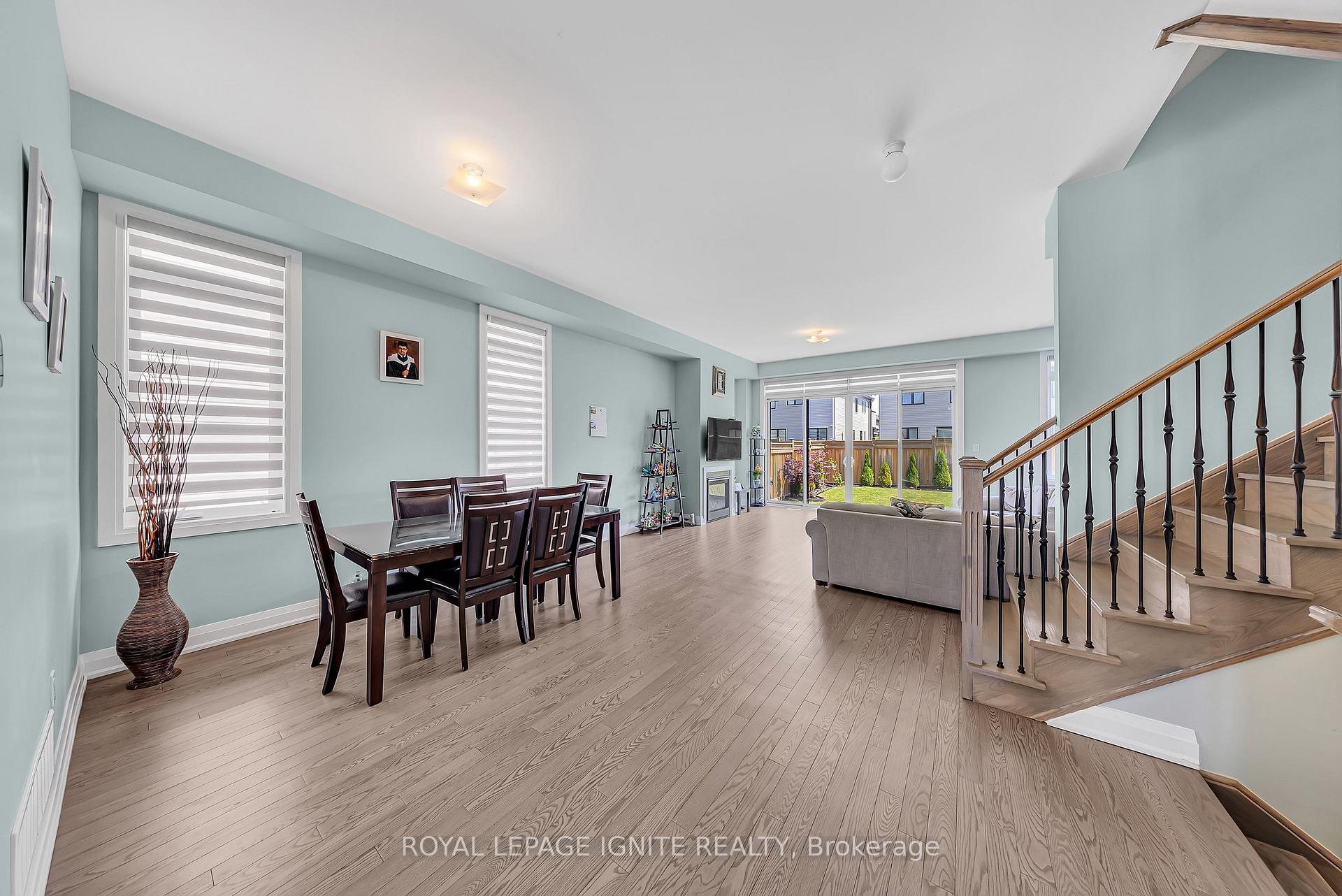 Photo 25 of 11 Larkin Lane, Clarington, Bowmanville — HOMEH