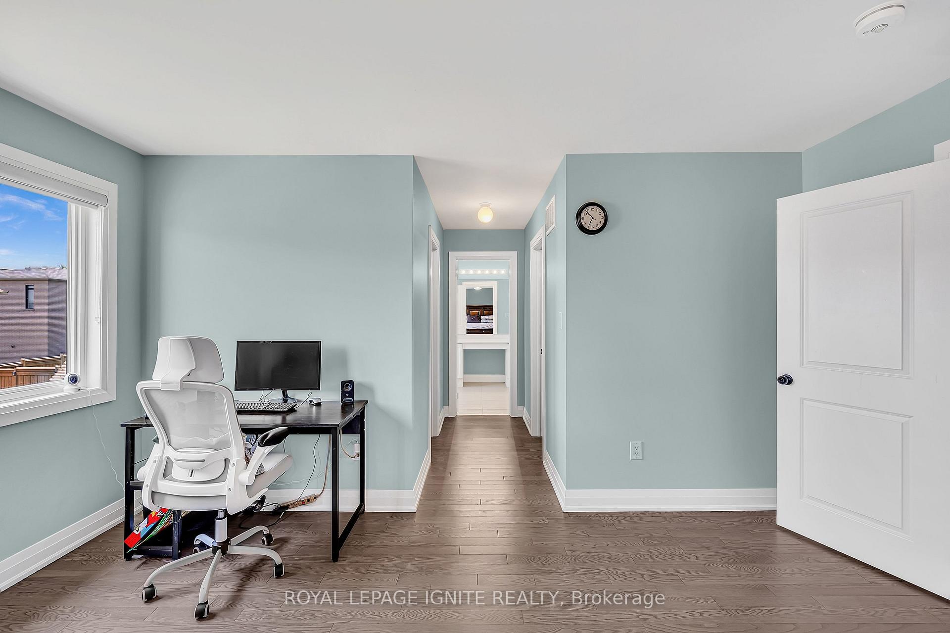 Photo 30 of 11 Larkin Lane, Clarington, Bowmanville — HOMEH