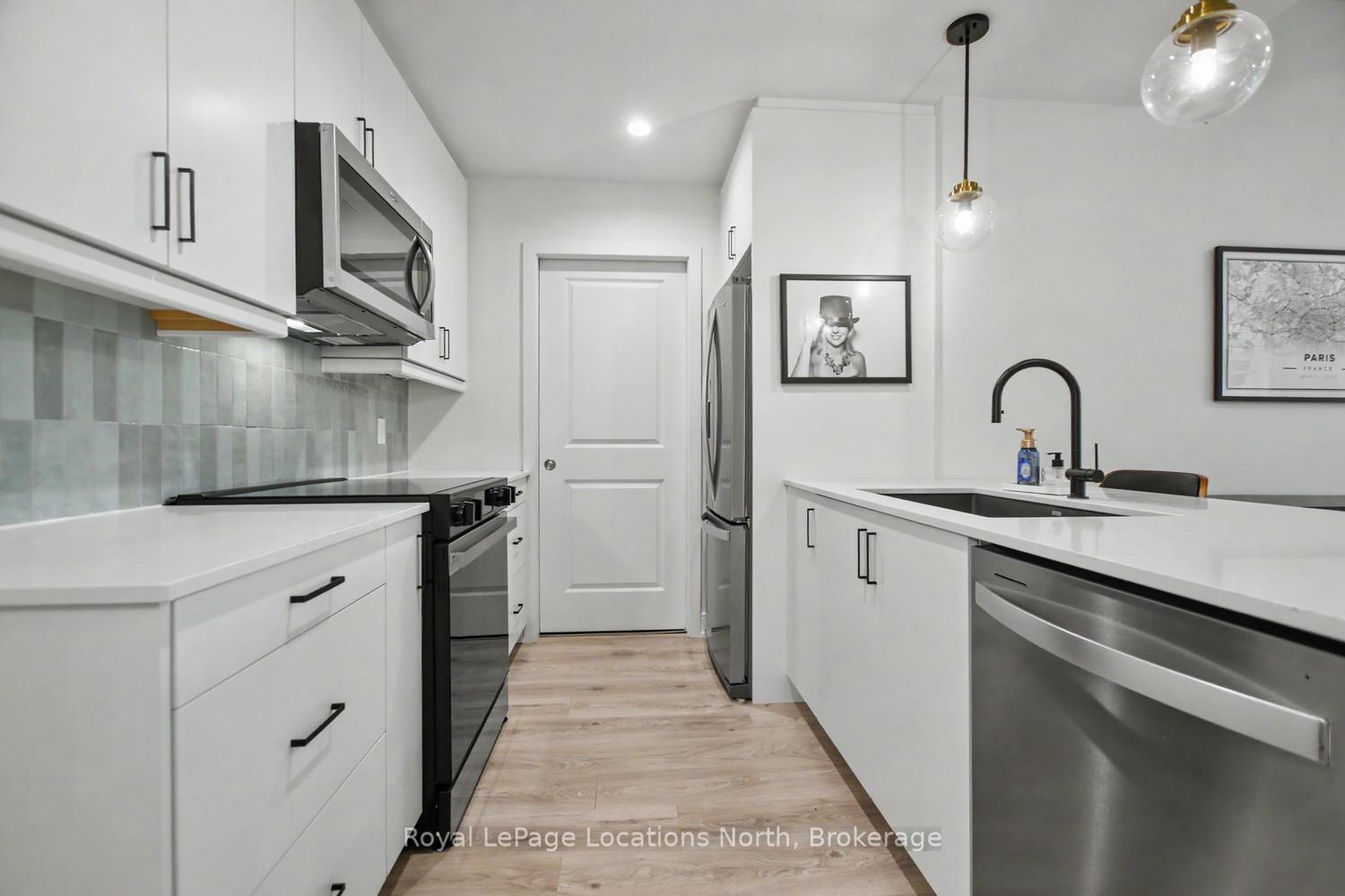 Photo 6 of 121 Mary Street, Clearview, Creemore — HOMEH