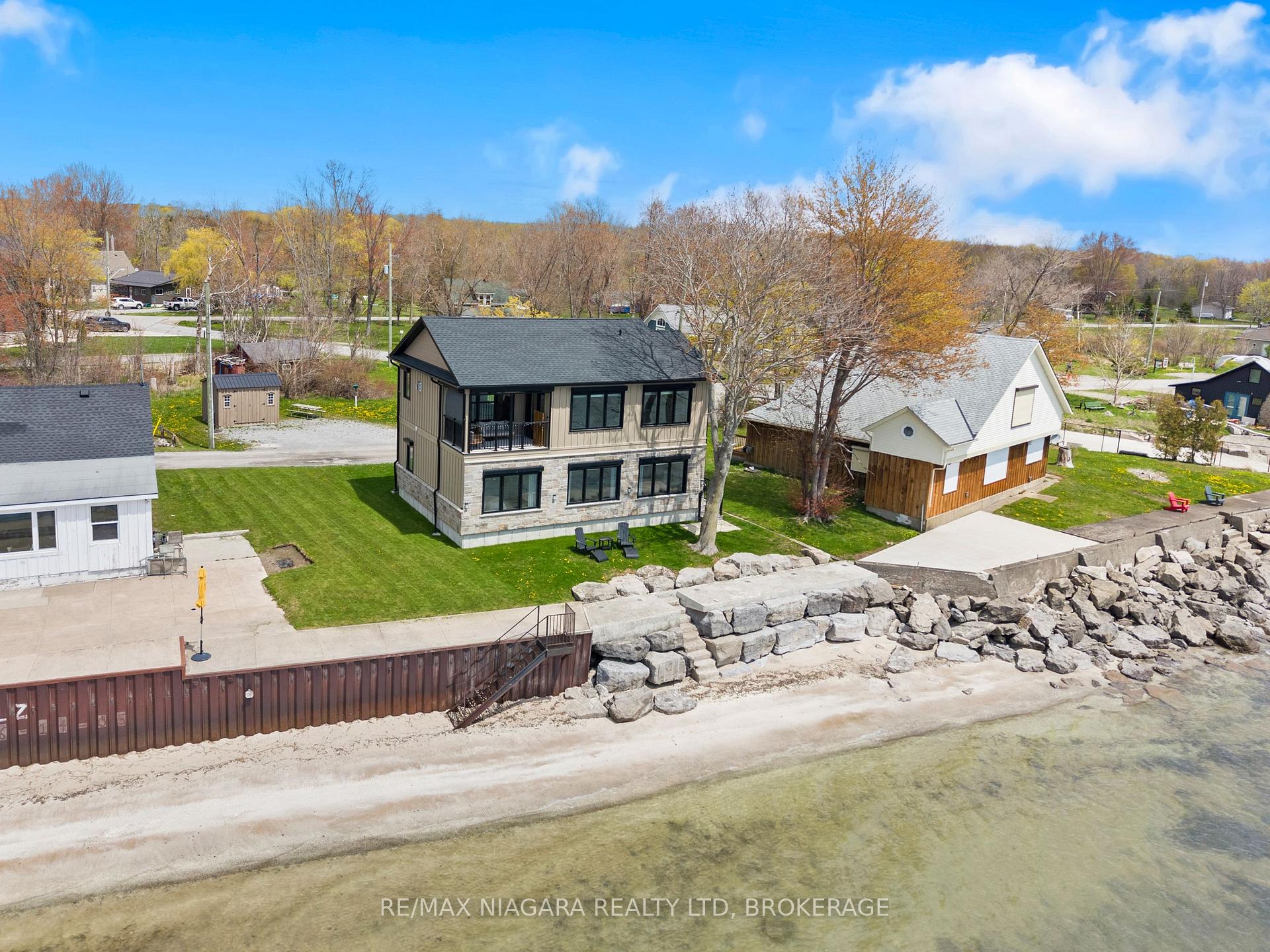 Photo 1 of 11605 Beach Road W, Wainfleet, Lakeshore — HOMEH