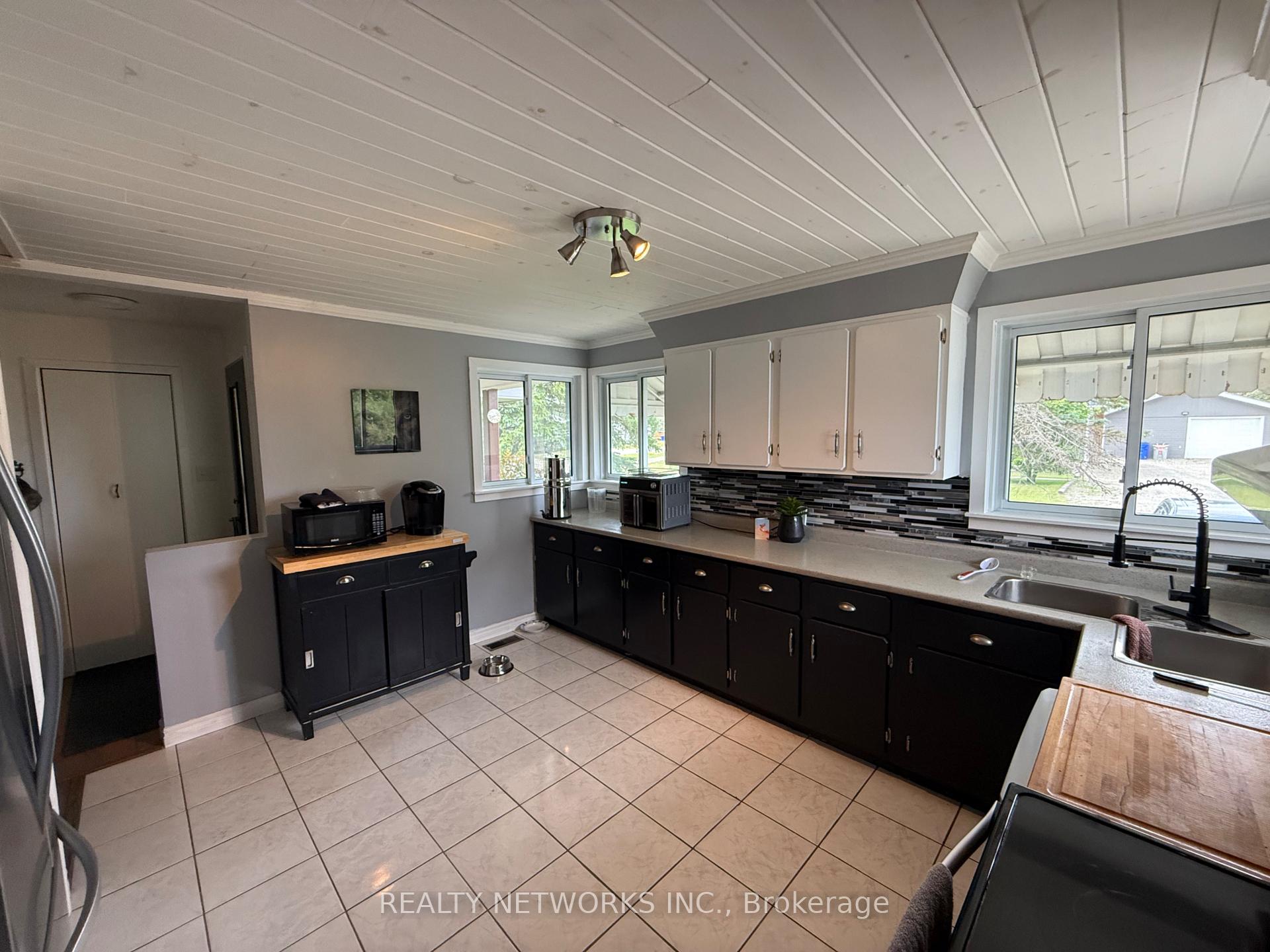 Photo 5 of 208 Conley Street S, Timmins, Porcupine - East — HOMEH
