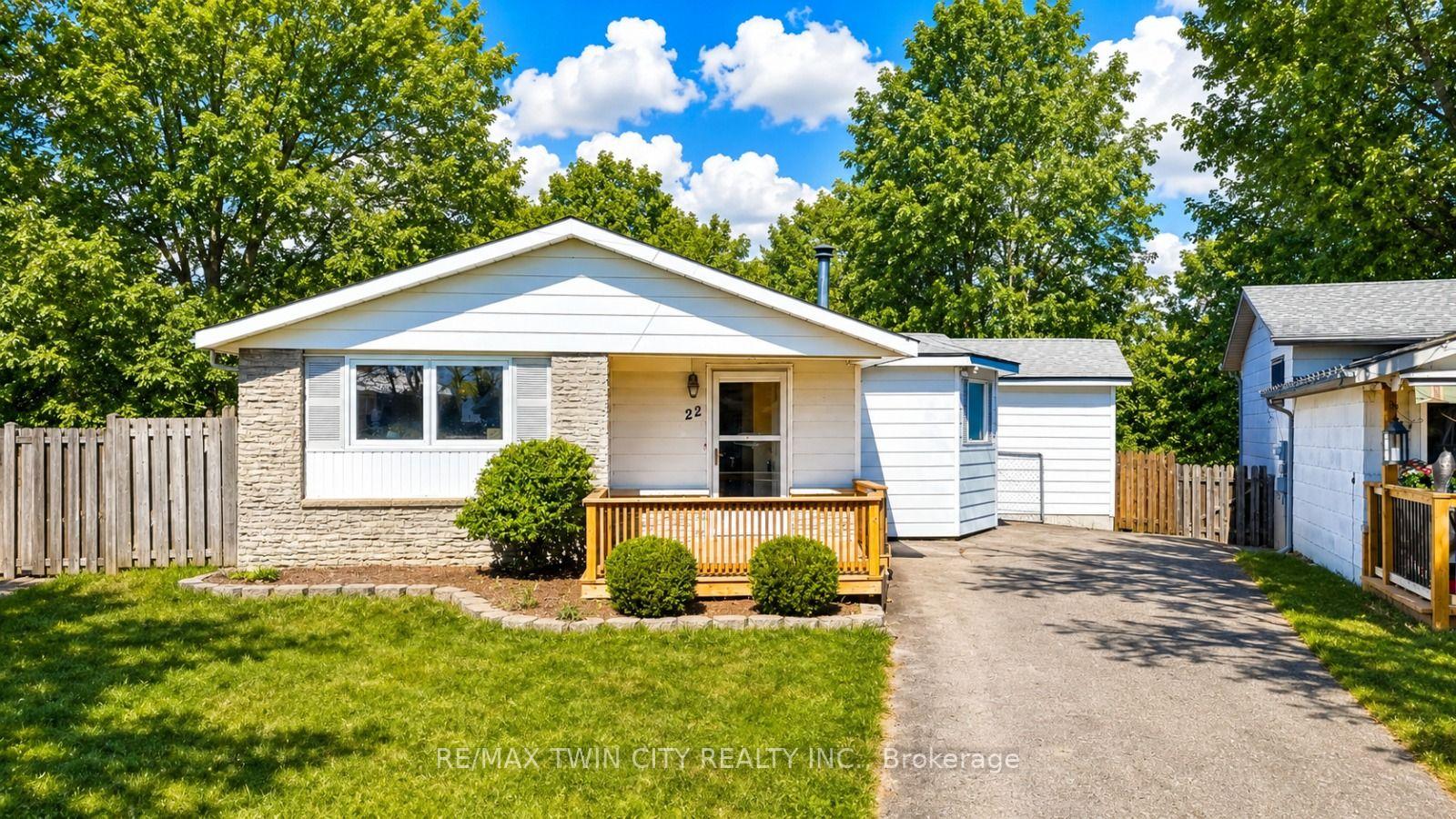 Photo 1 of 22 Blackhorne Crescent, Kitchener, Alpine — HOMEH