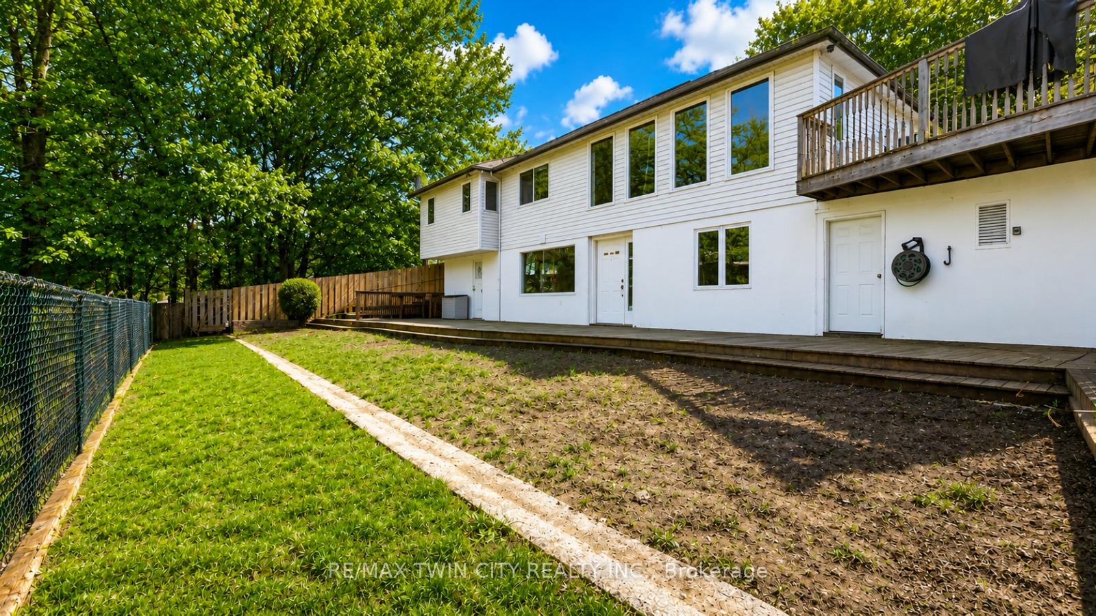 Photo 36 of 22 Blackhorne Crescent, Kitchener, Alpine — HOMEH