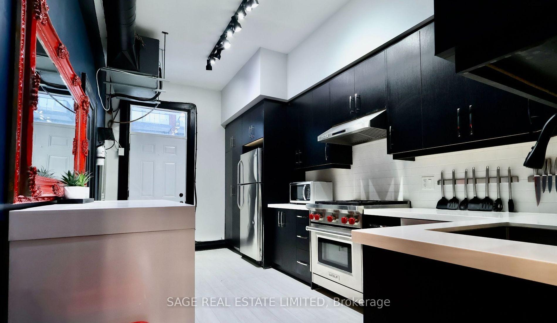 Photo 12 of Unit 3, 631 Queen Street W, Toronto, Waterfront Communities — HOMEH