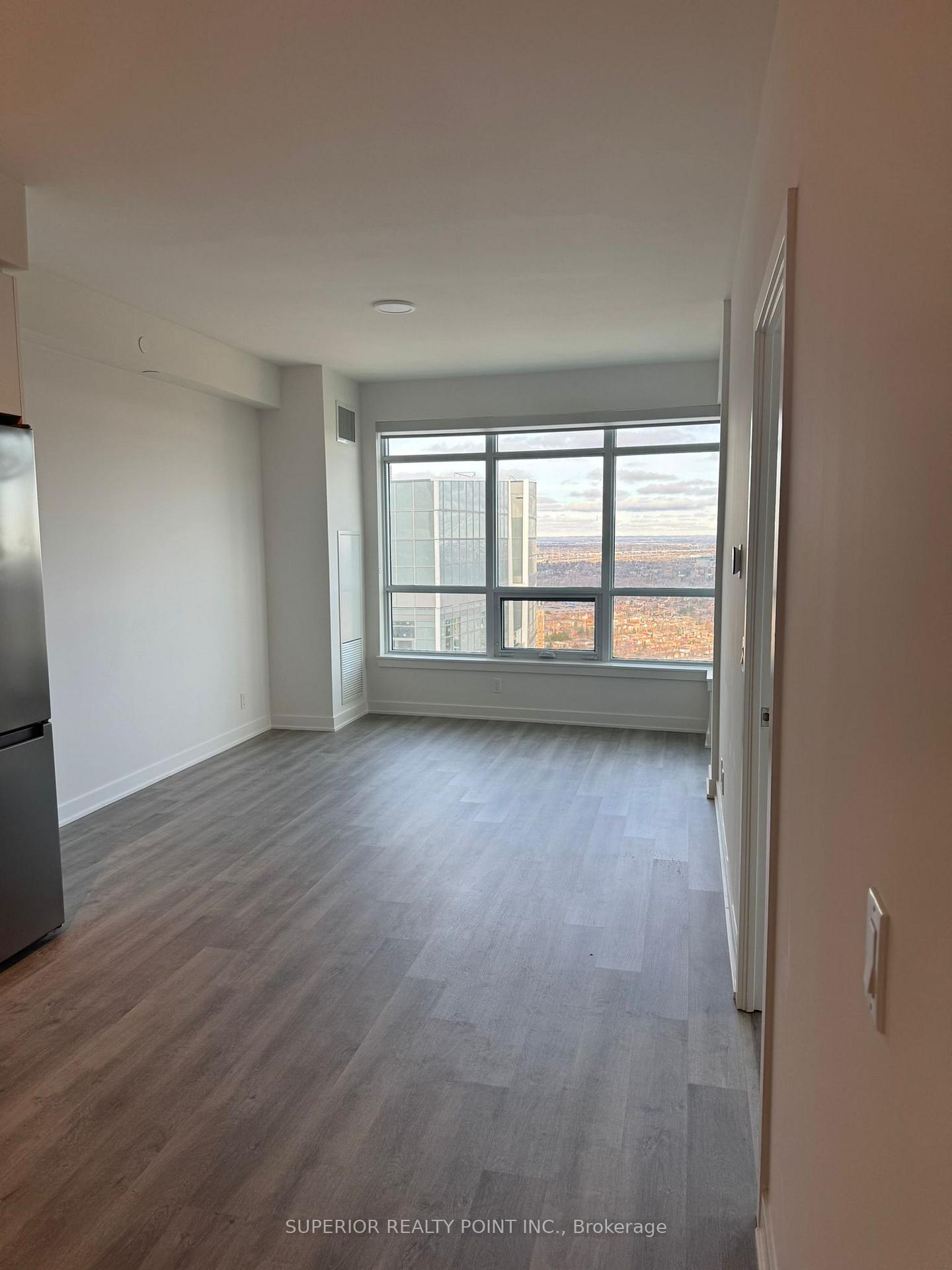 Photo 10 of Unit 3310, 30 Upper Mall Way, Vaughan, Brownridge — HOMEH