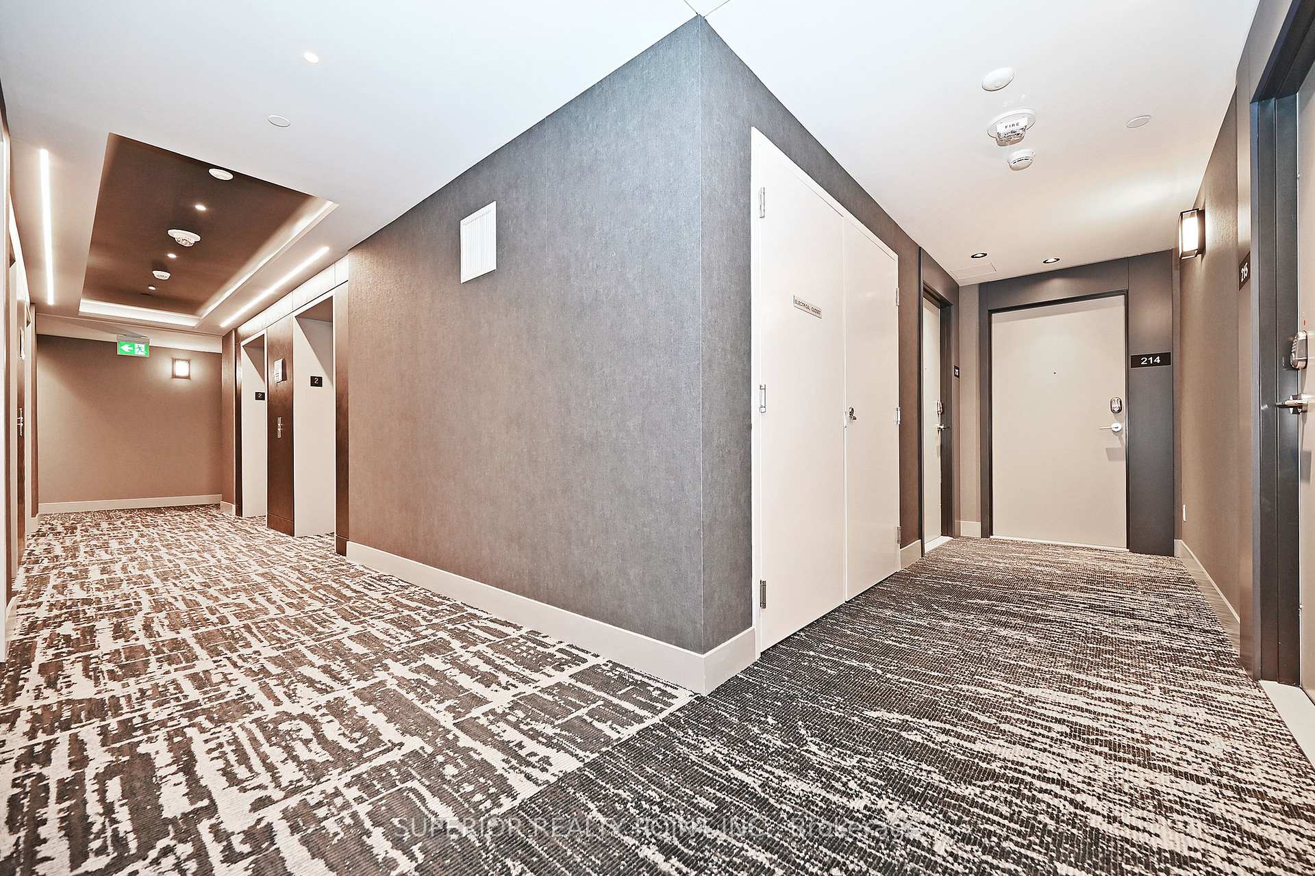 Photo 4 of Unit A214, 30 Upper Mall Way, Vaughan, Brownridge — HOMEH
