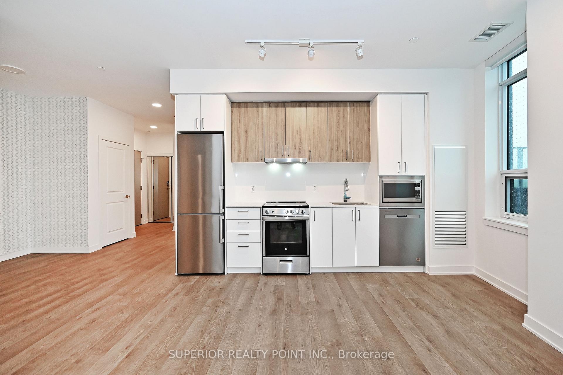 Photo 13 of Unit A214, 30 Upper Mall Way, Vaughan, Brownridge — HOMEH