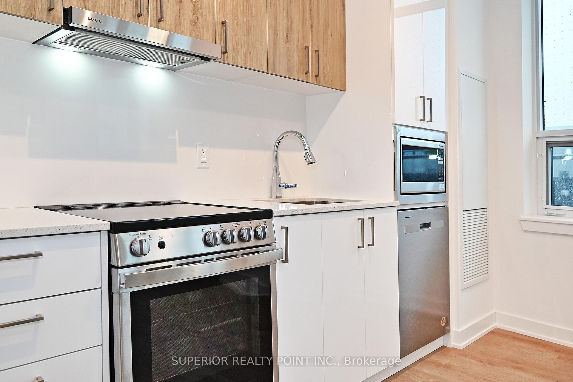 Photo 18 of Unit A214, 30 Upper Mall Way, Vaughan, Brownridge — HOMEH