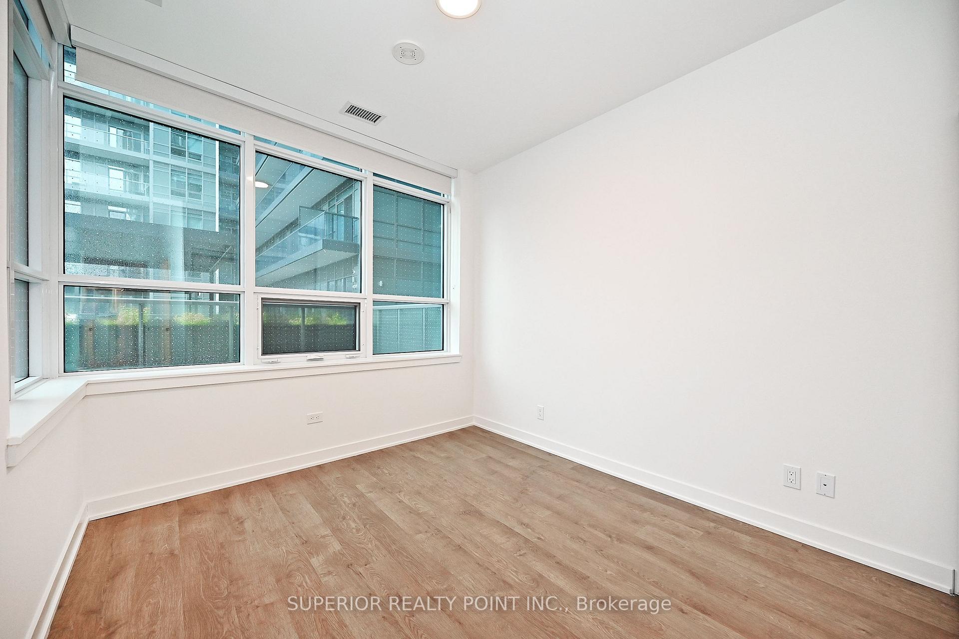 Photo 21 of Unit A214, 30 Upper Mall Way, Vaughan, Brownridge — HOMEH