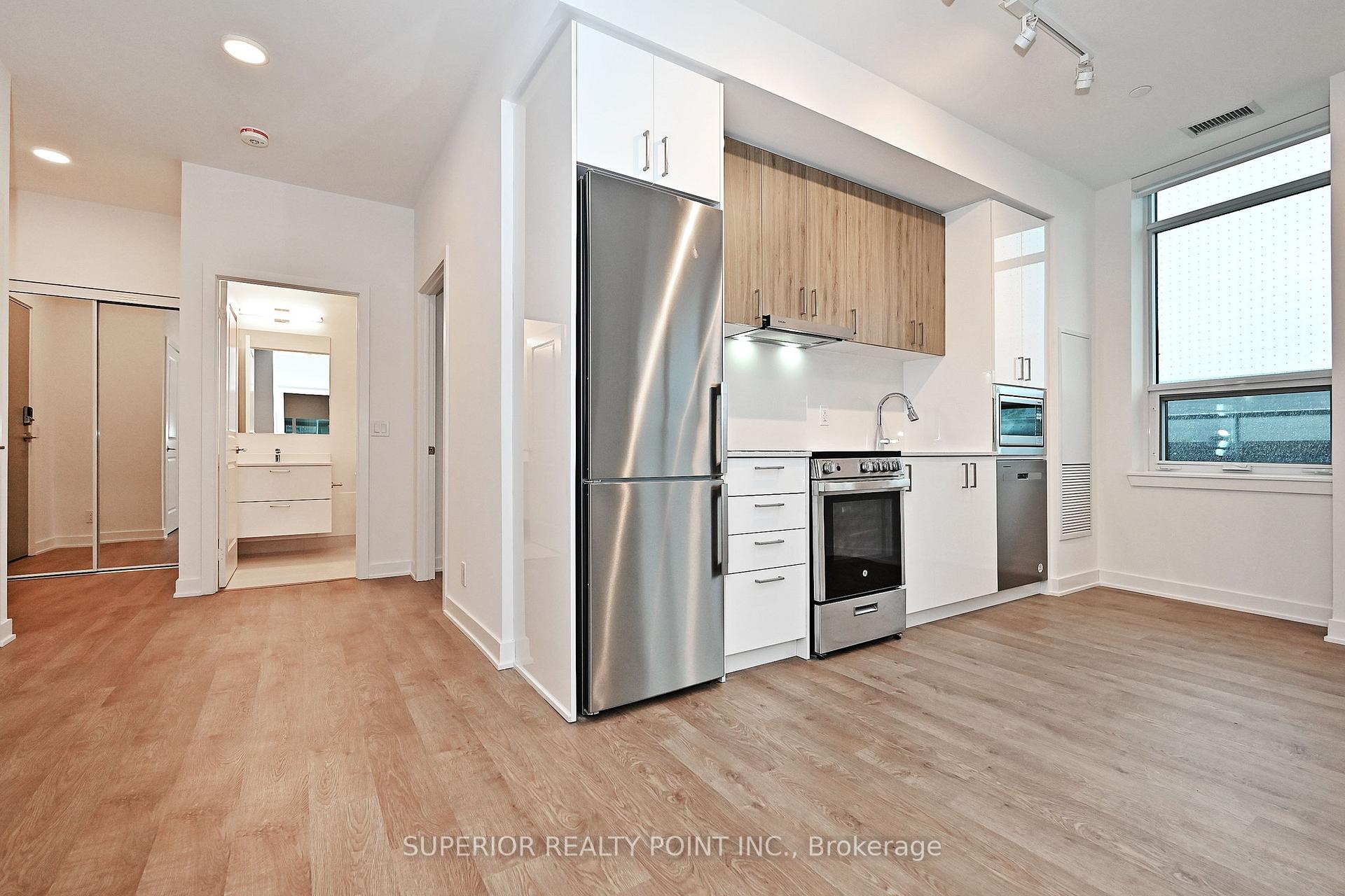 Photo 28 of Unit A214, 30 Upper Mall Way, Vaughan, Brownridge — HOMEH