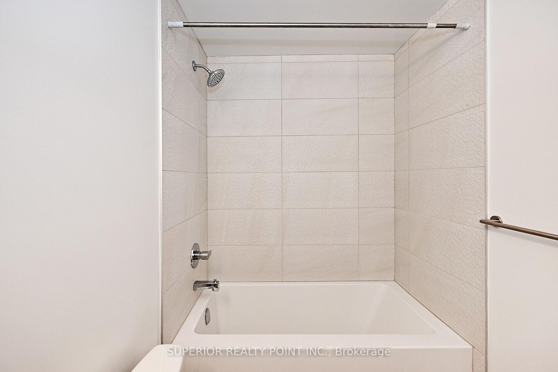 Photo 37 of Unit A214, 30 Upper Mall Way, Vaughan, Brownridge — HOMEH