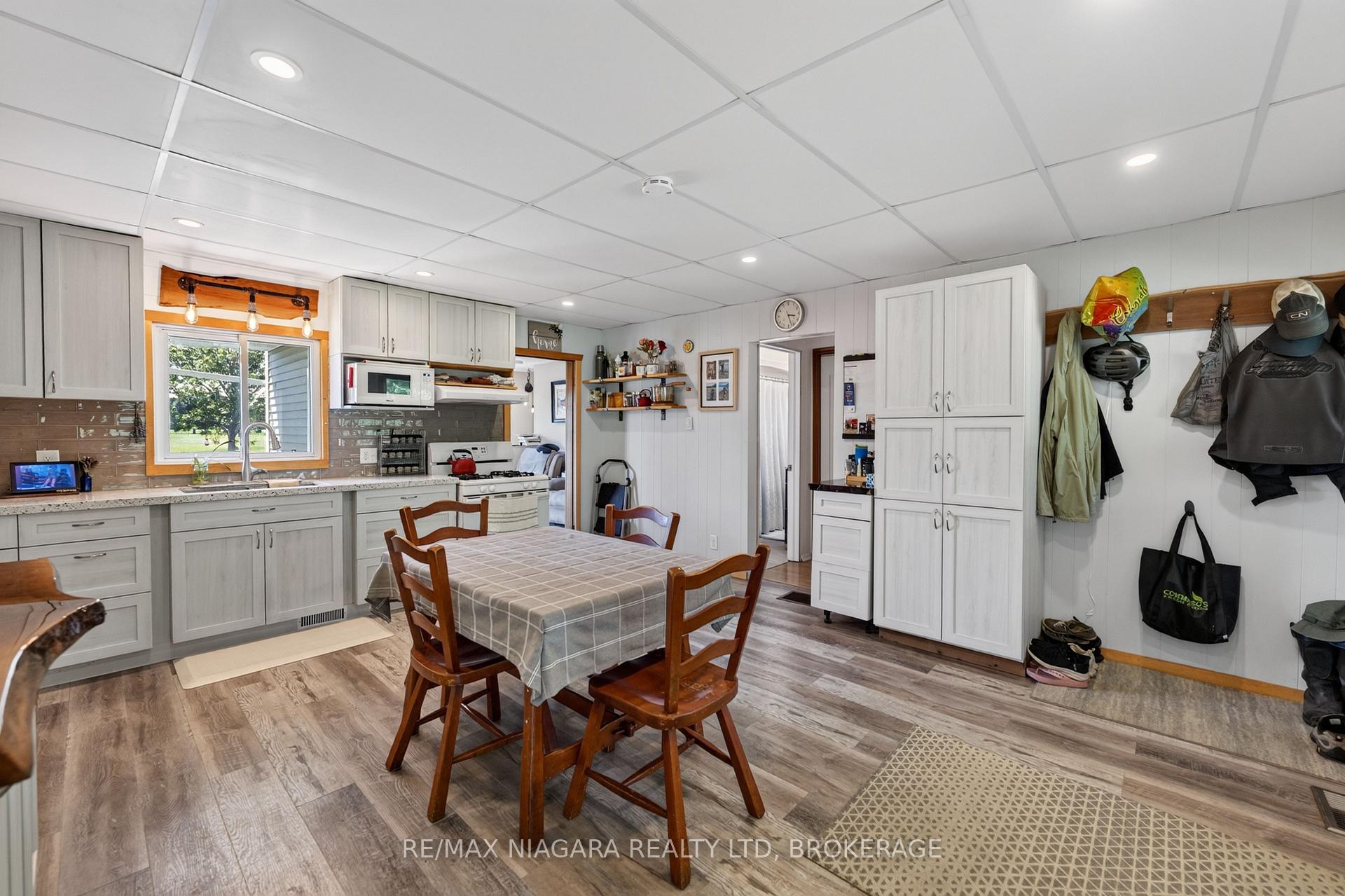 Photo 8 of 11871 Sodom Road, Niagara Falls, Lyons Creek — HOMEH