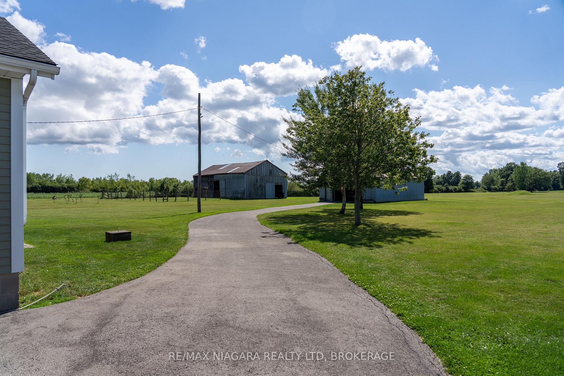 Photo 35 of 11871 Sodom Road, Niagara Falls, Lyons Creek — HOMEH